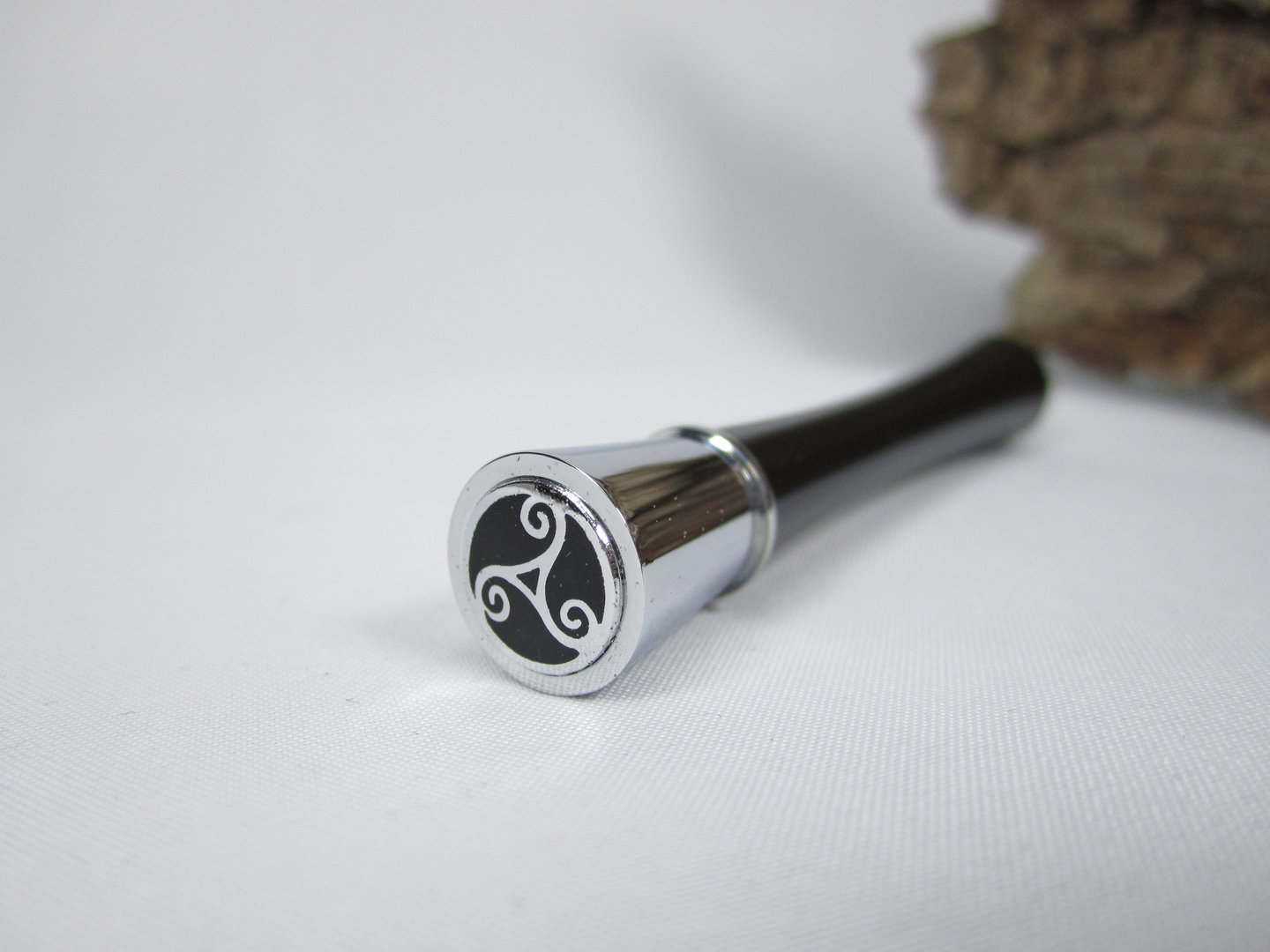 rattrays_pfeifenstopfer_bone_chrom_cap_3