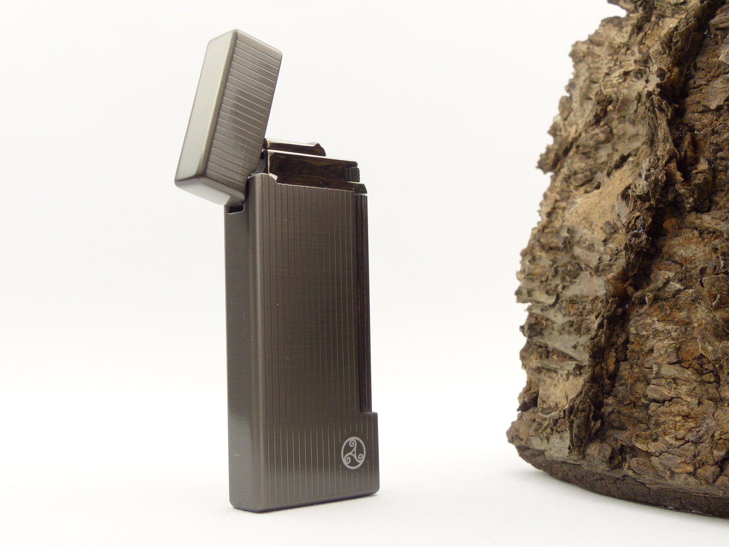 rattrays_grand_pfeifenfeuerzeug_gun_stripes_5