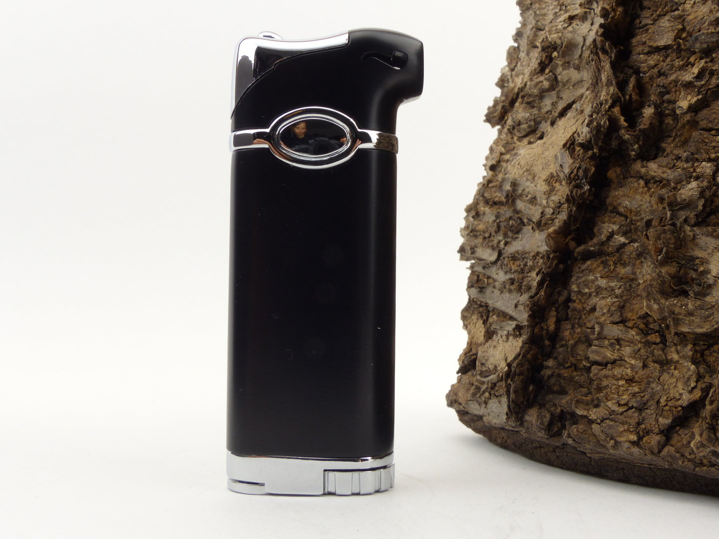 jean_claude_pfeifenfeuerzeug_douglas_black_3