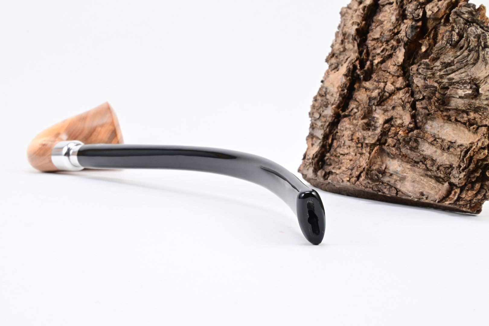 rattrays_carnyx_olive_smooth_4_5