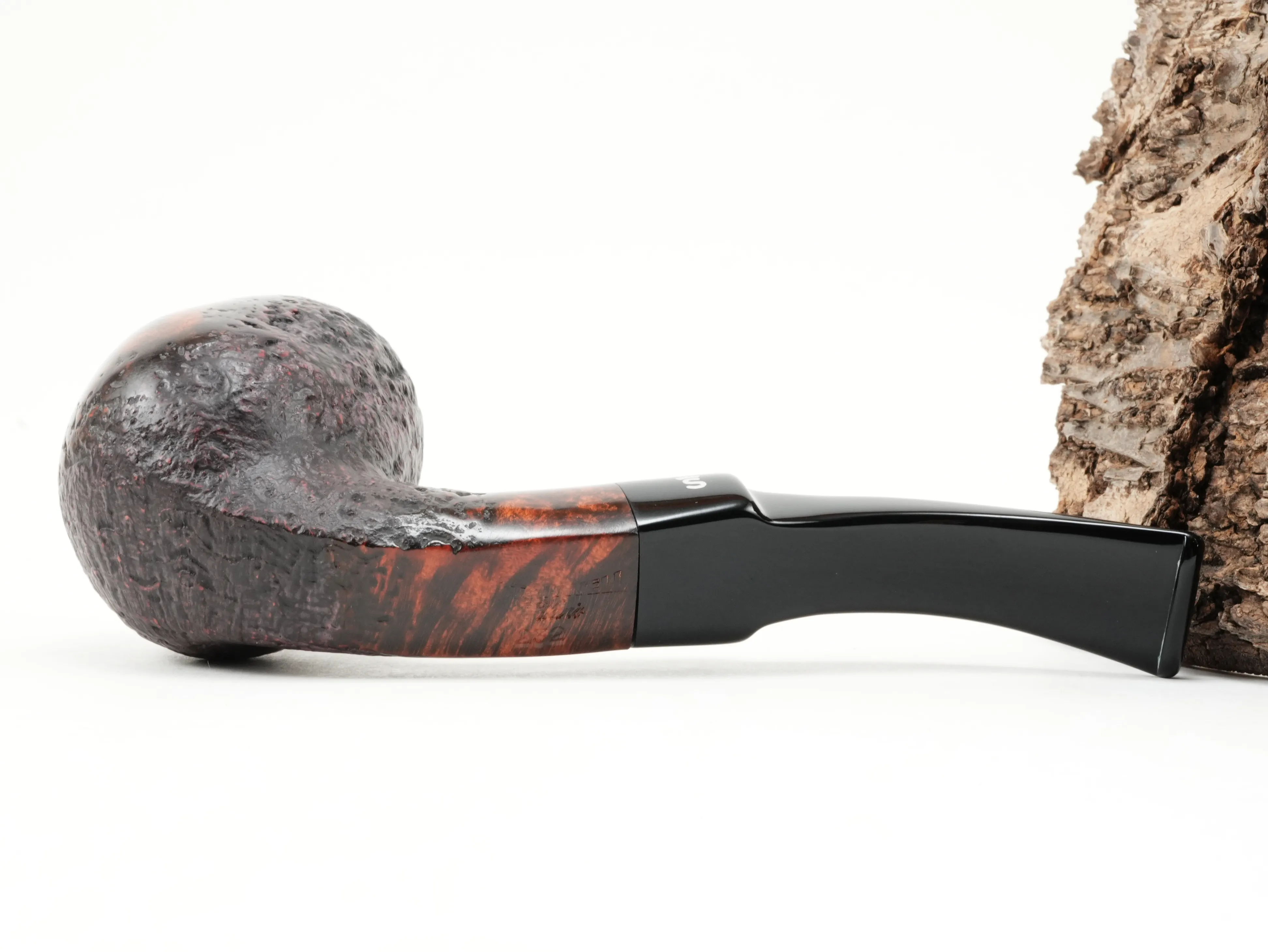 Unterseite der Stanwell Vario 232 Pfeife mit glatt polierter Fläche und Stempelung Stanwell Vario 232