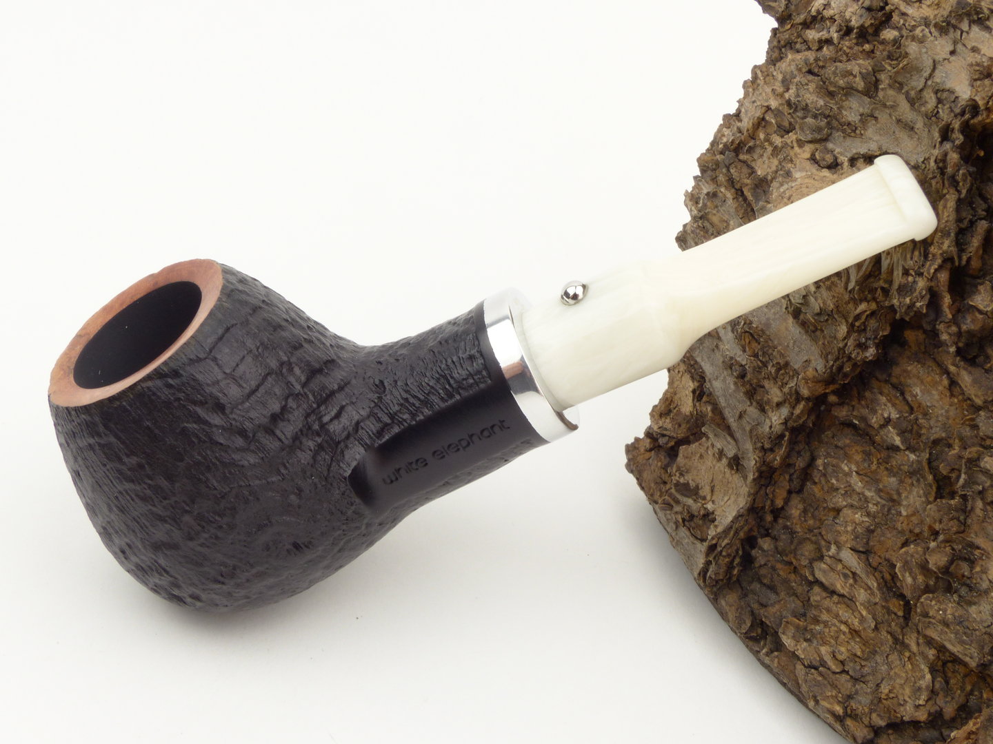 white_elephant_ebony_ivory_sand_5_1