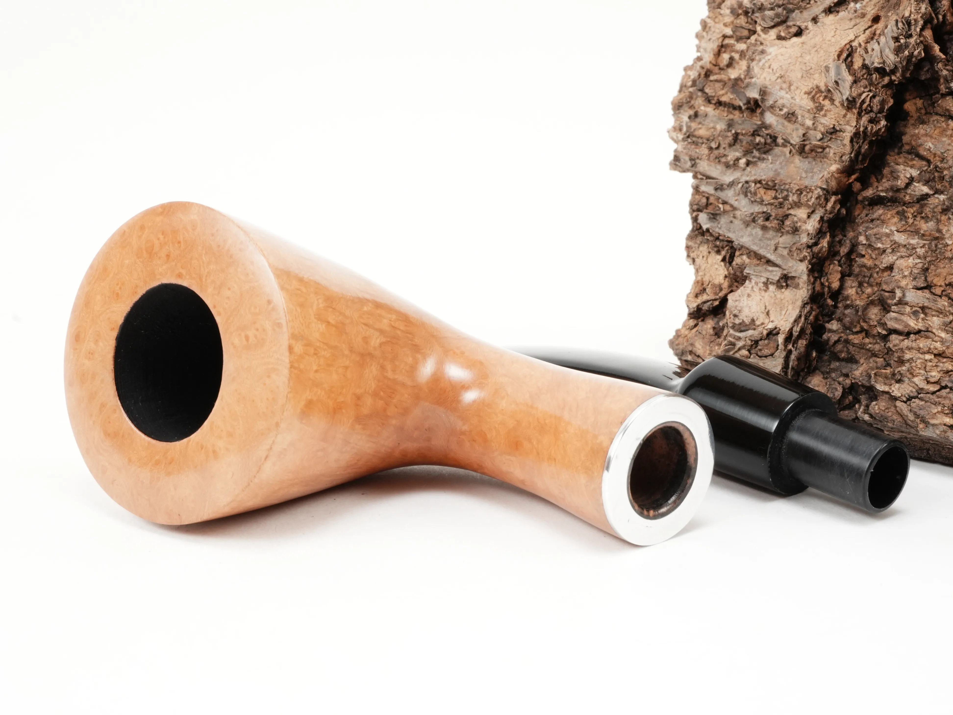 Zerlegte Stanwell H.C. Andersen Flawless 6 mit Blick auf die 9mm Filterbohrung im Holm und den Mundstückzapfen
