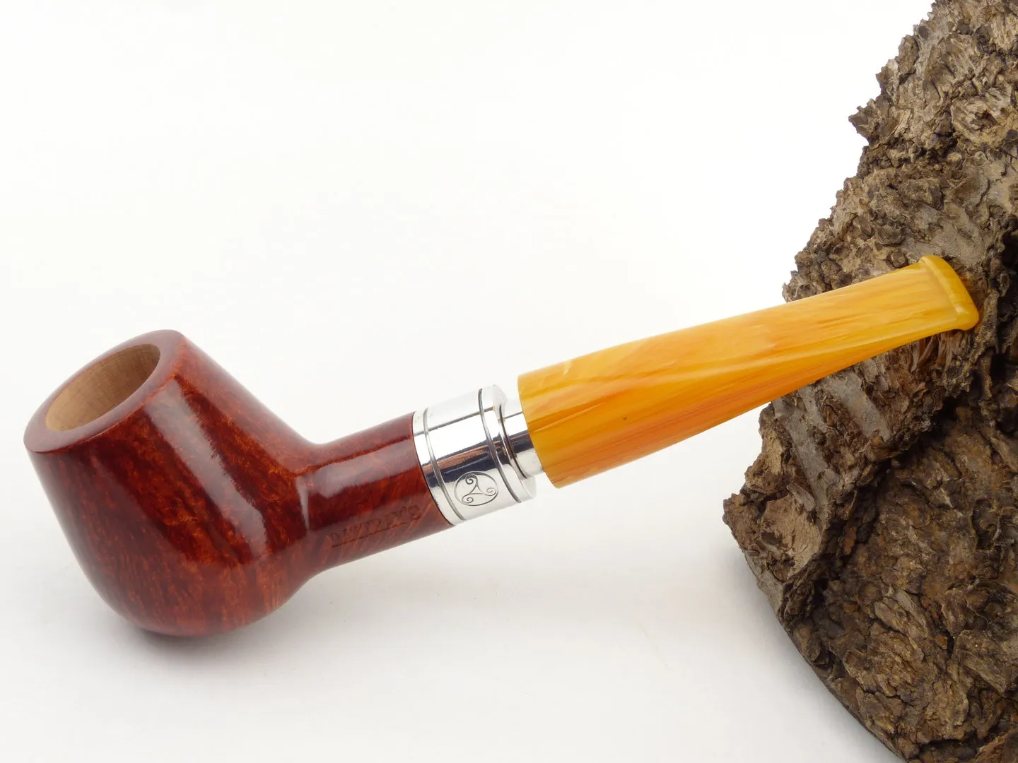 Rattray's Monarch Pfeife 18 light