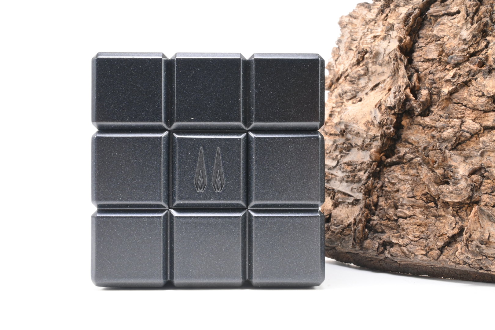 Colibri_Tischfeuerzeug_Heritage_Cube_Schwarz_3