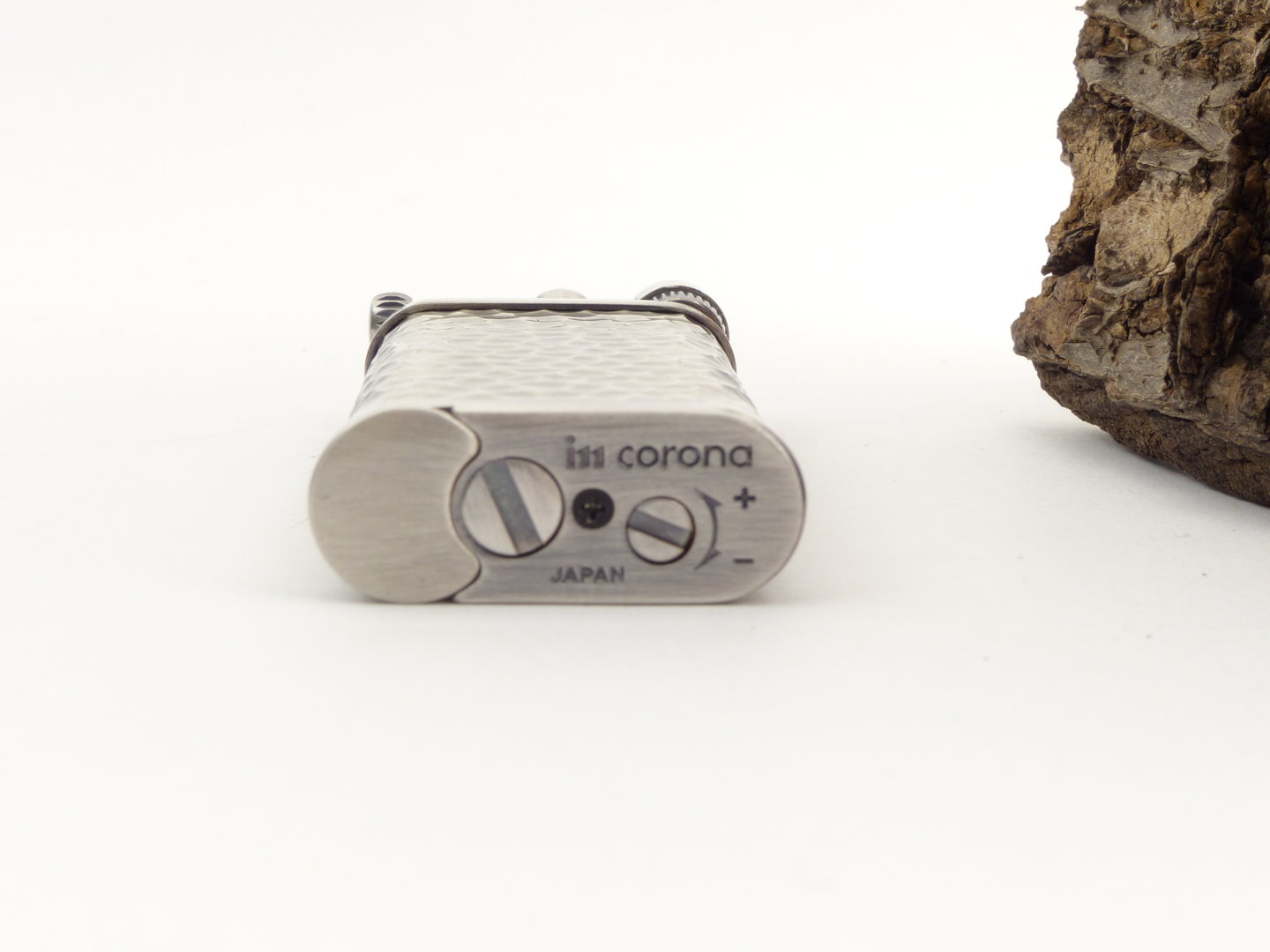 im_corona_old_boy_64-7717_5