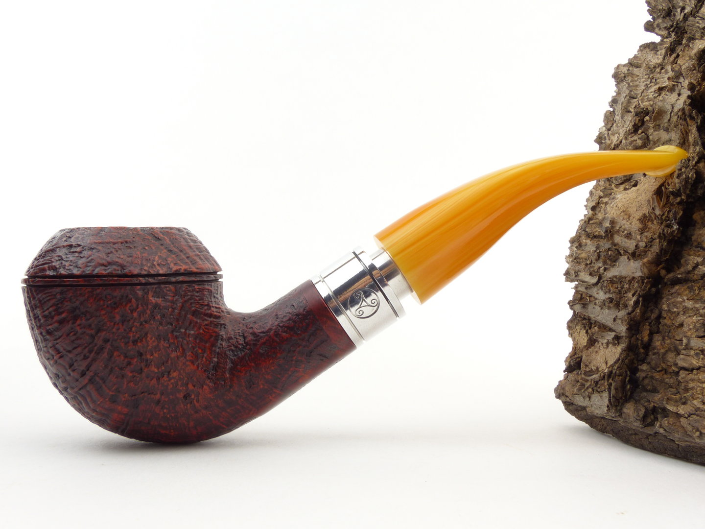 rattrays_monarch_178_sand_2