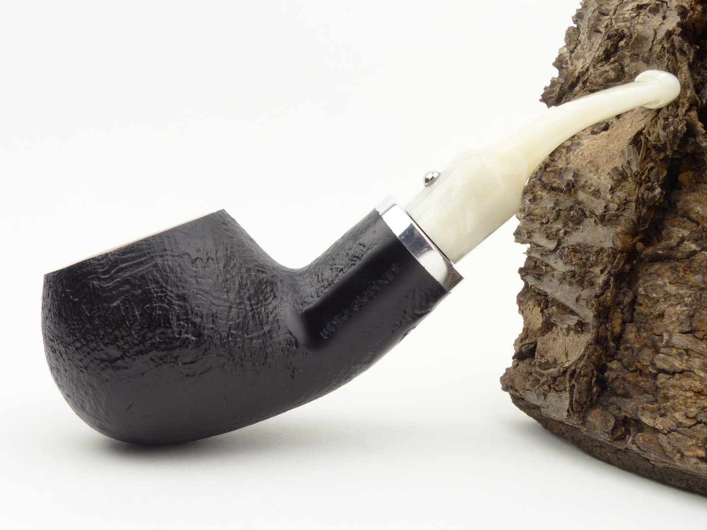 white_elephant_ebony_ivory_sand_2_2