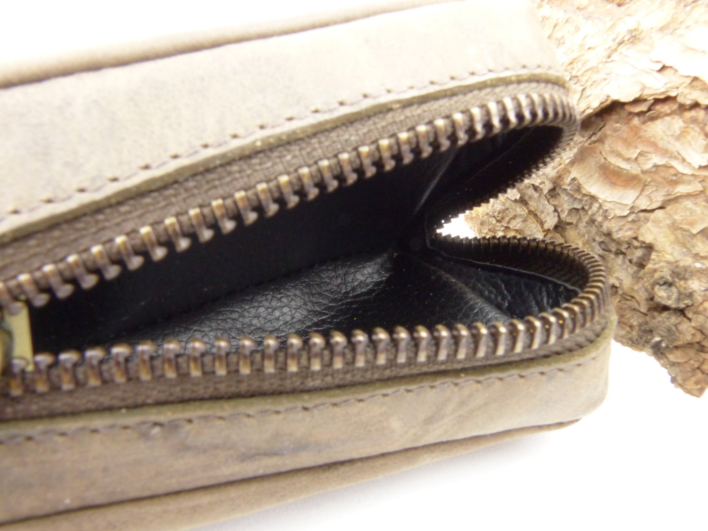 rattrays_pfeifentasche_peat_cp1_9