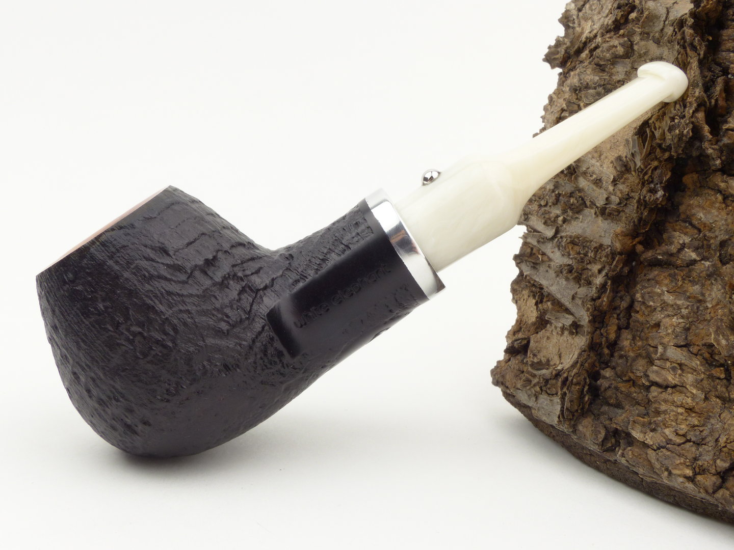 white_elephant_ebony_ivory_sand_5_2