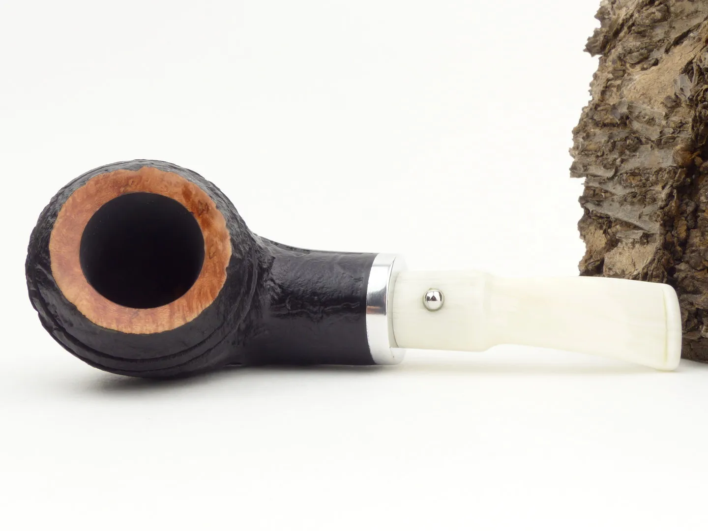 white_elephant_ebony_ivory_sand_3_6