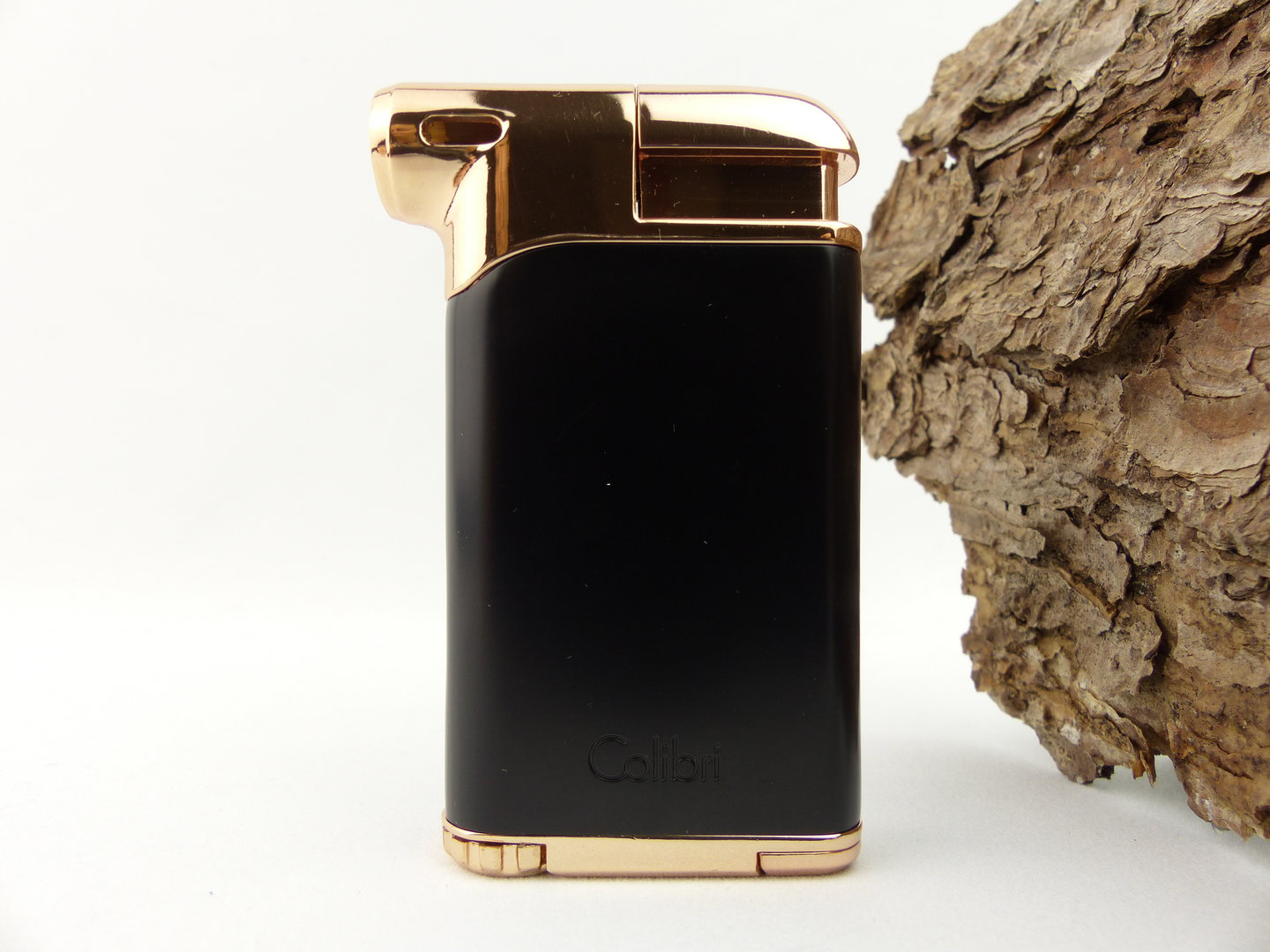 colibri_pfeifenfeuerzeug_schwarz_gold_294589_1