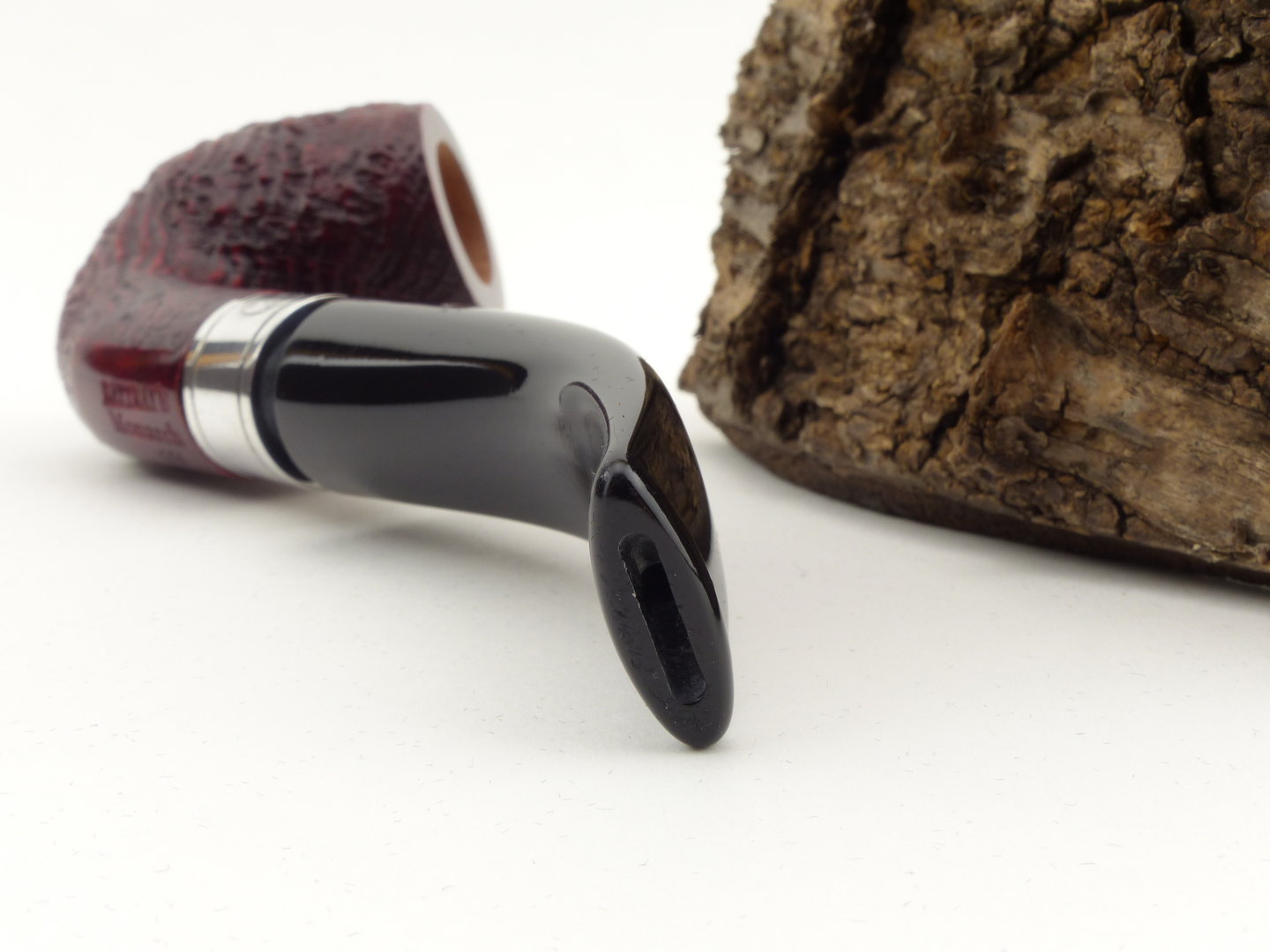 rattrays_monarch_177_sand_red_black_4