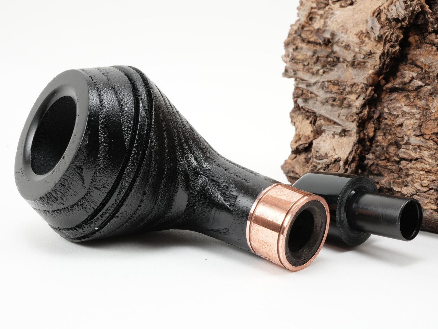 rattrays_distillery_129_G_black_8