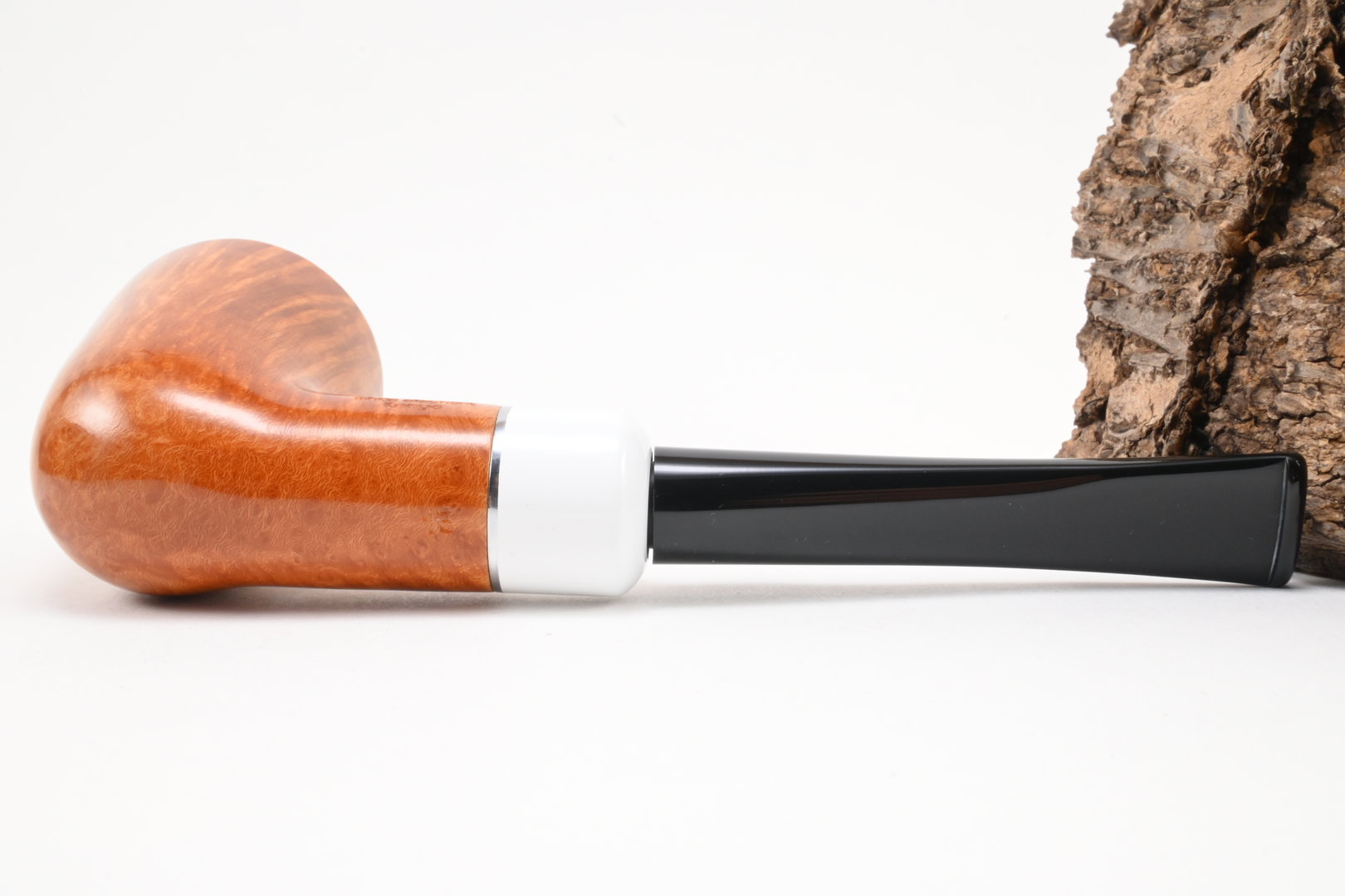 white_elephant_pipe_pfeife_kenya_light_13_7