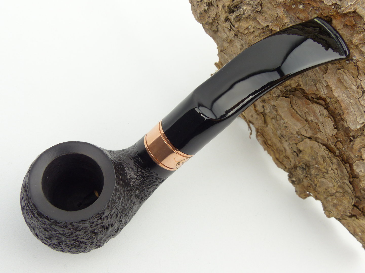 rattrays_distillery_107_sand_schwarz_3_2