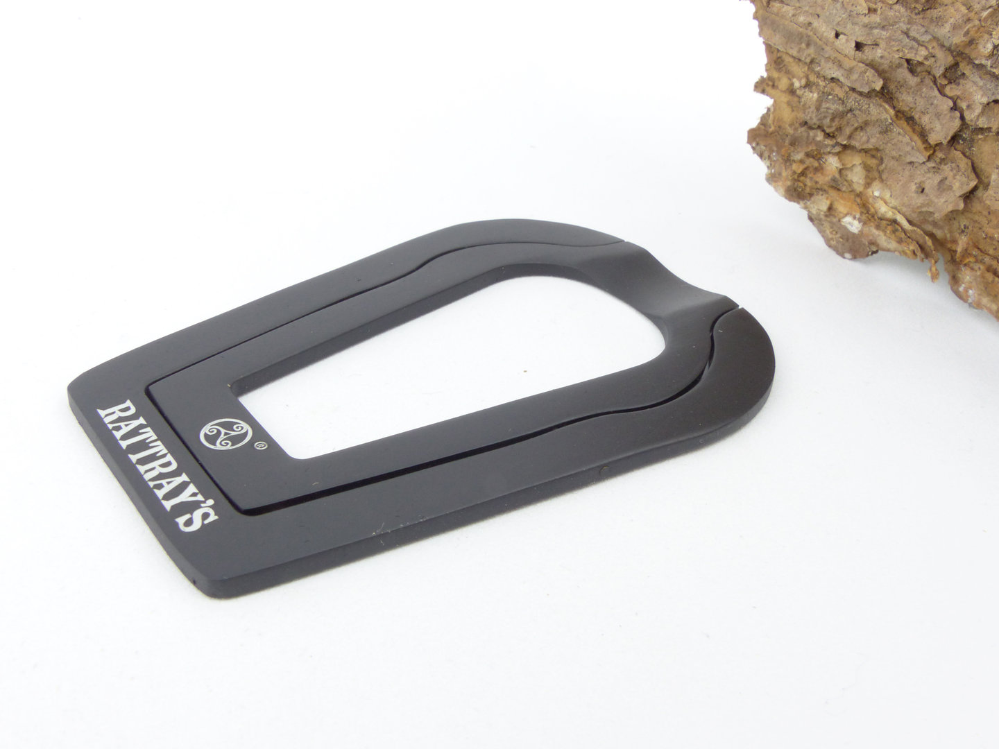 rattrays_pfeifenstaender_schwarz_4