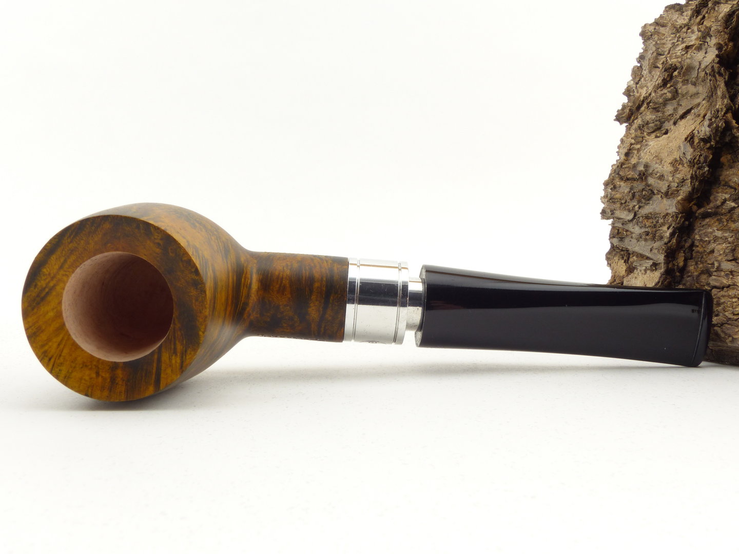 rattrays_monarch_5_contrast_black_6