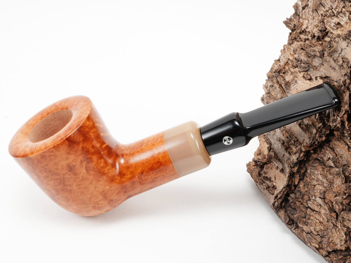 rattrays_the_bull_light_143_1