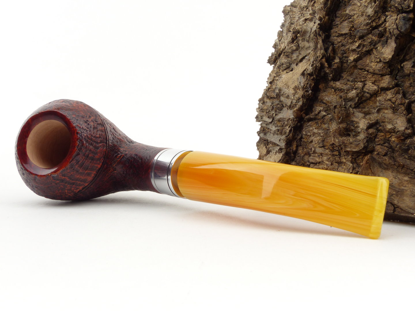 rattrays_monarch_178_sand_5