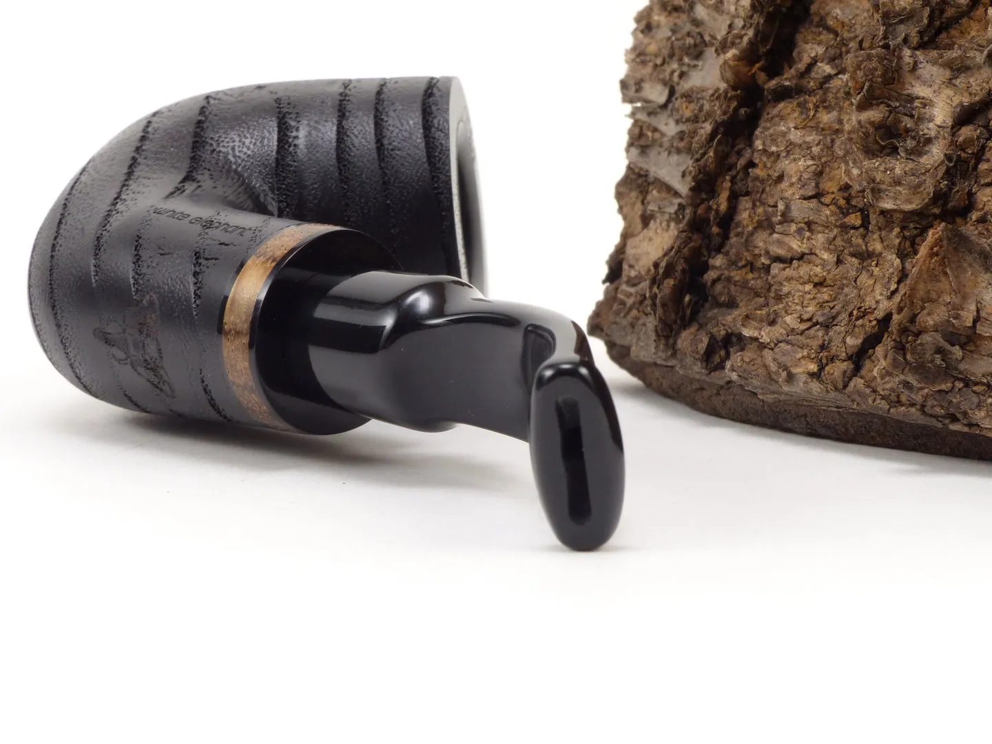 white_elephant_pipe_pfeife_cameroon_4_4