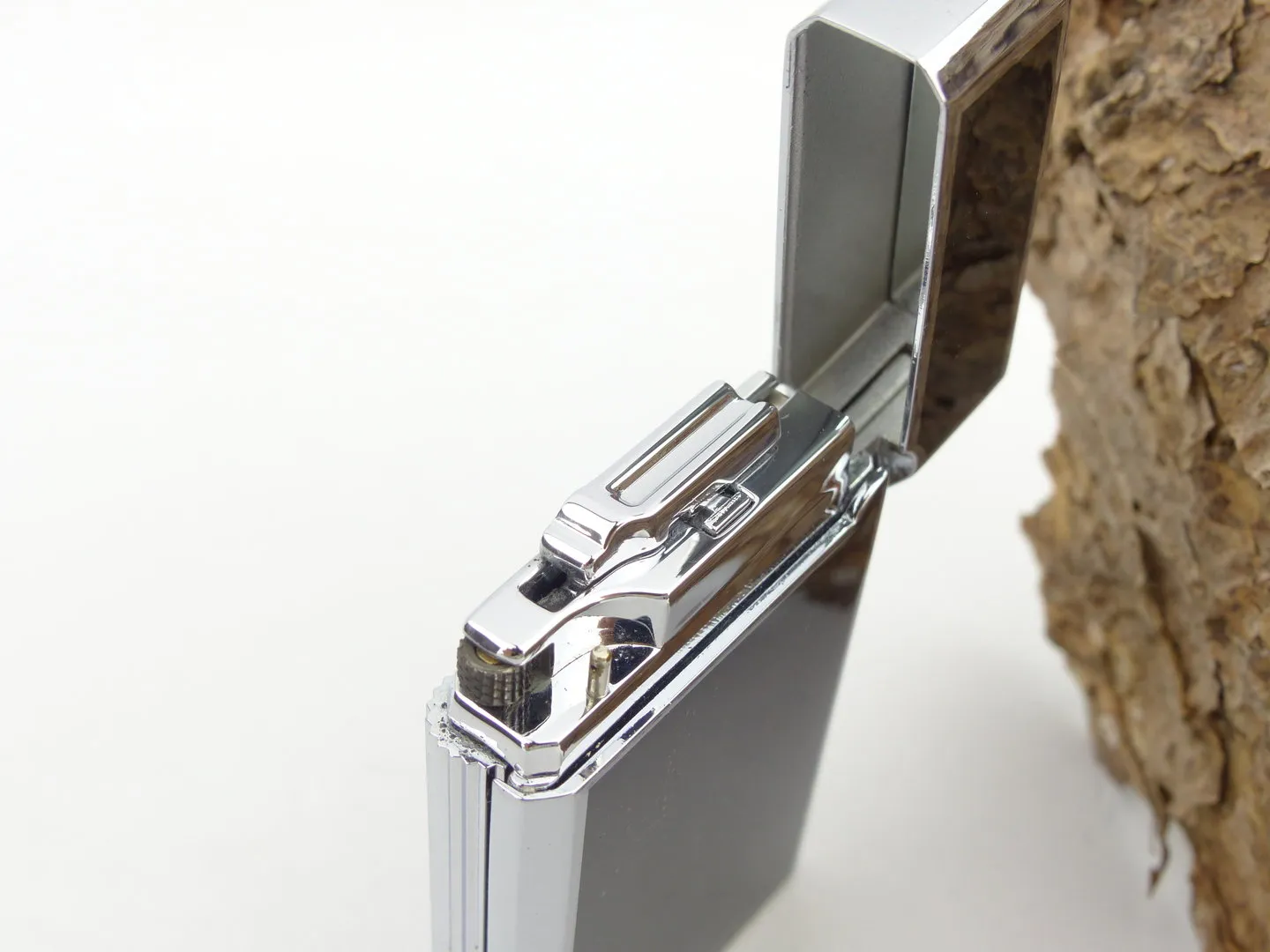 Rattray's Bel Pfeifenfeuerzeug Black Chrome – Produktbild 6