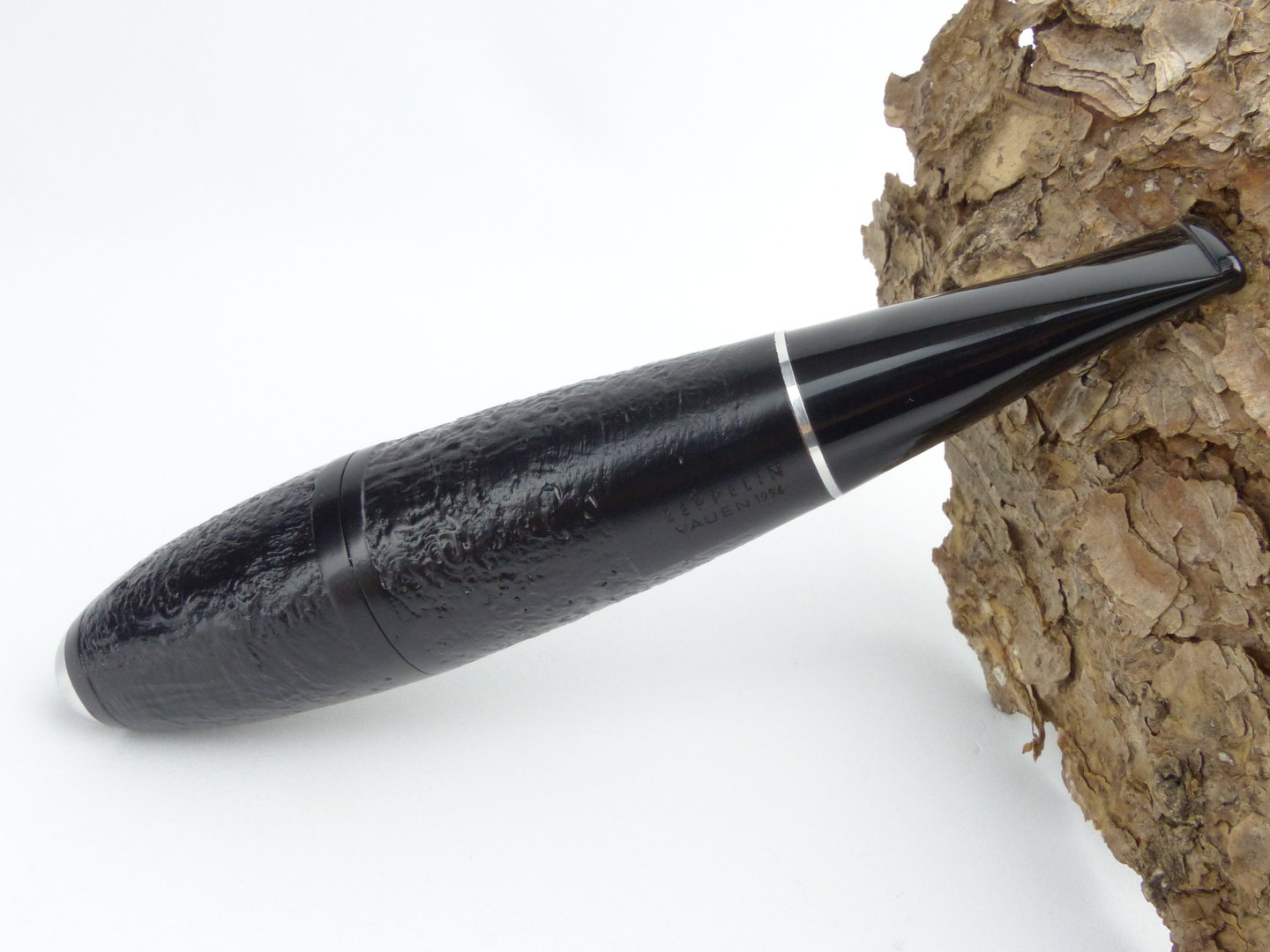 vauen_zeppelin_sand_1