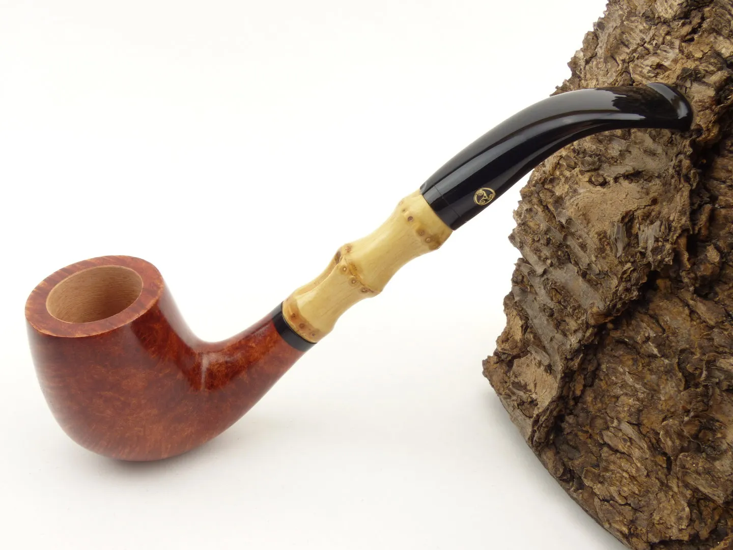 Rattray's Bamboo Pfeife Bent hell