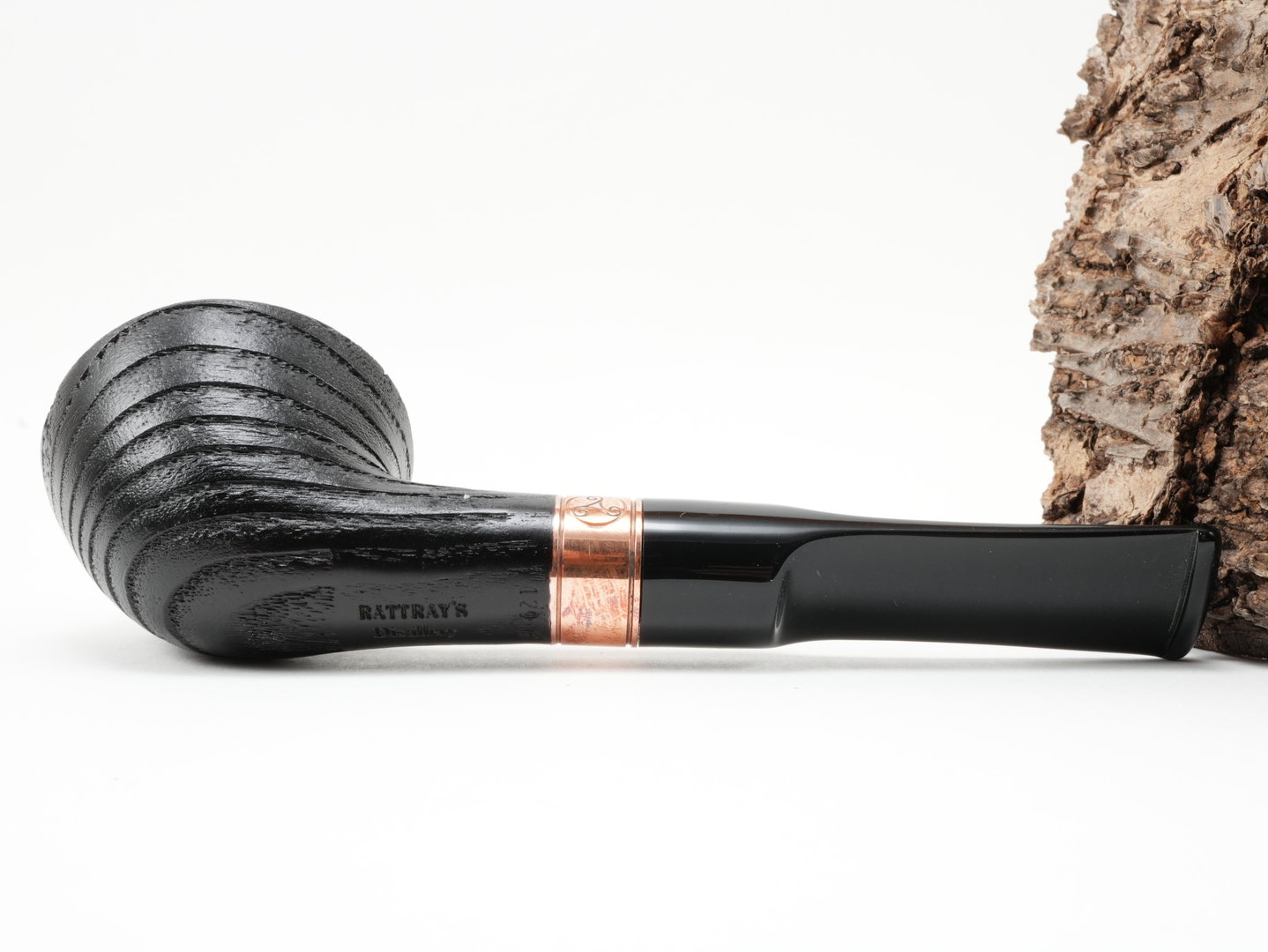 rattrays_distillery_129_G_black_7