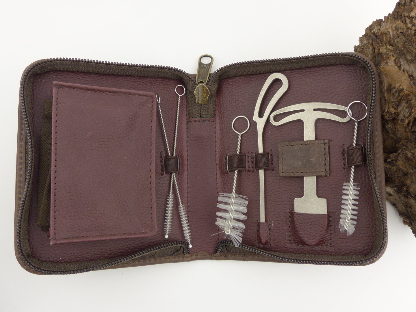 peder_jeppesen_neerup_cleaning_kit_3