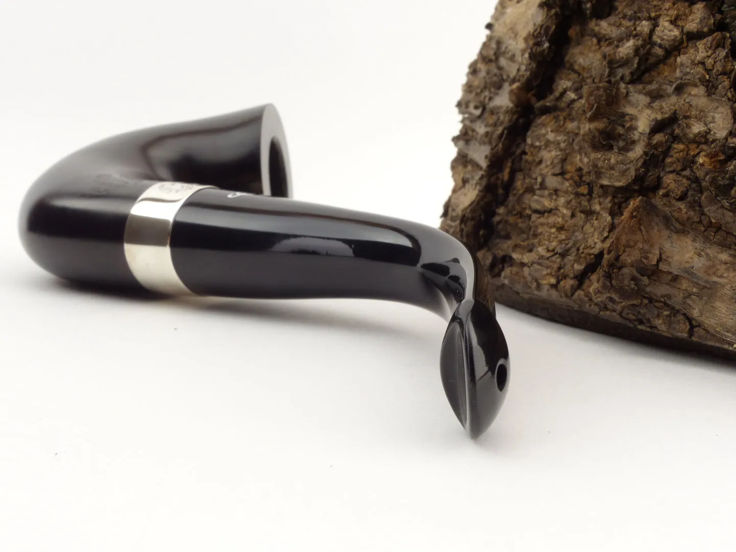 peterson_sherlock_holmes_original_heritage_lip_4