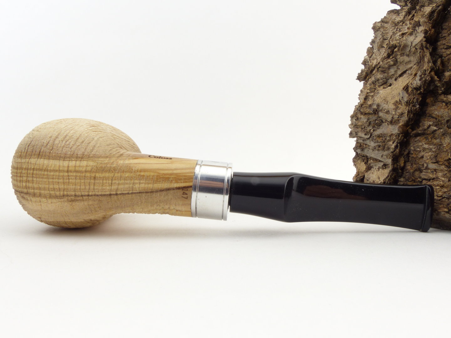 rattrays_coloss_147_olive_brushed_7_6