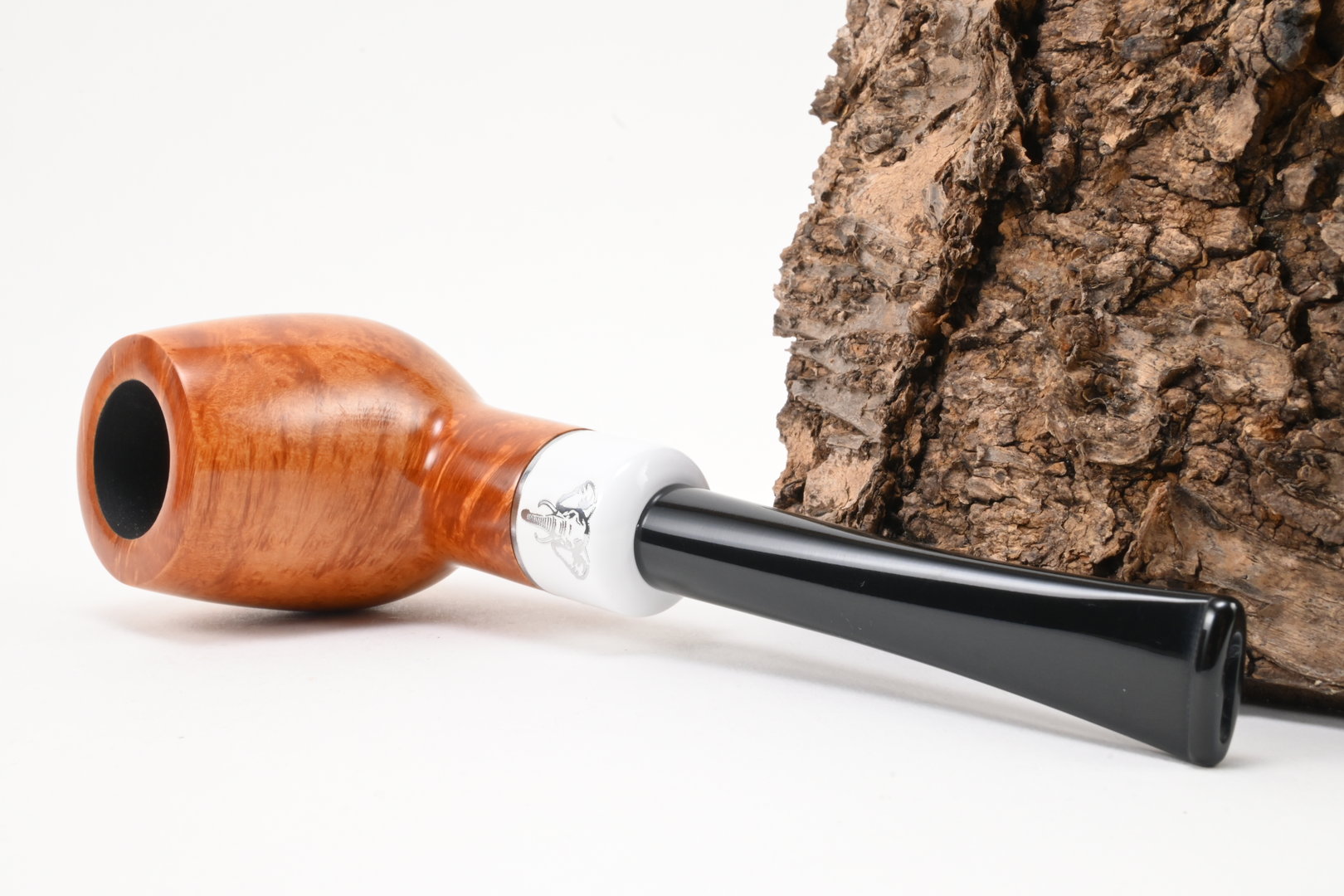 white_elephant_pipe_pfeife_kenya_light_14_5