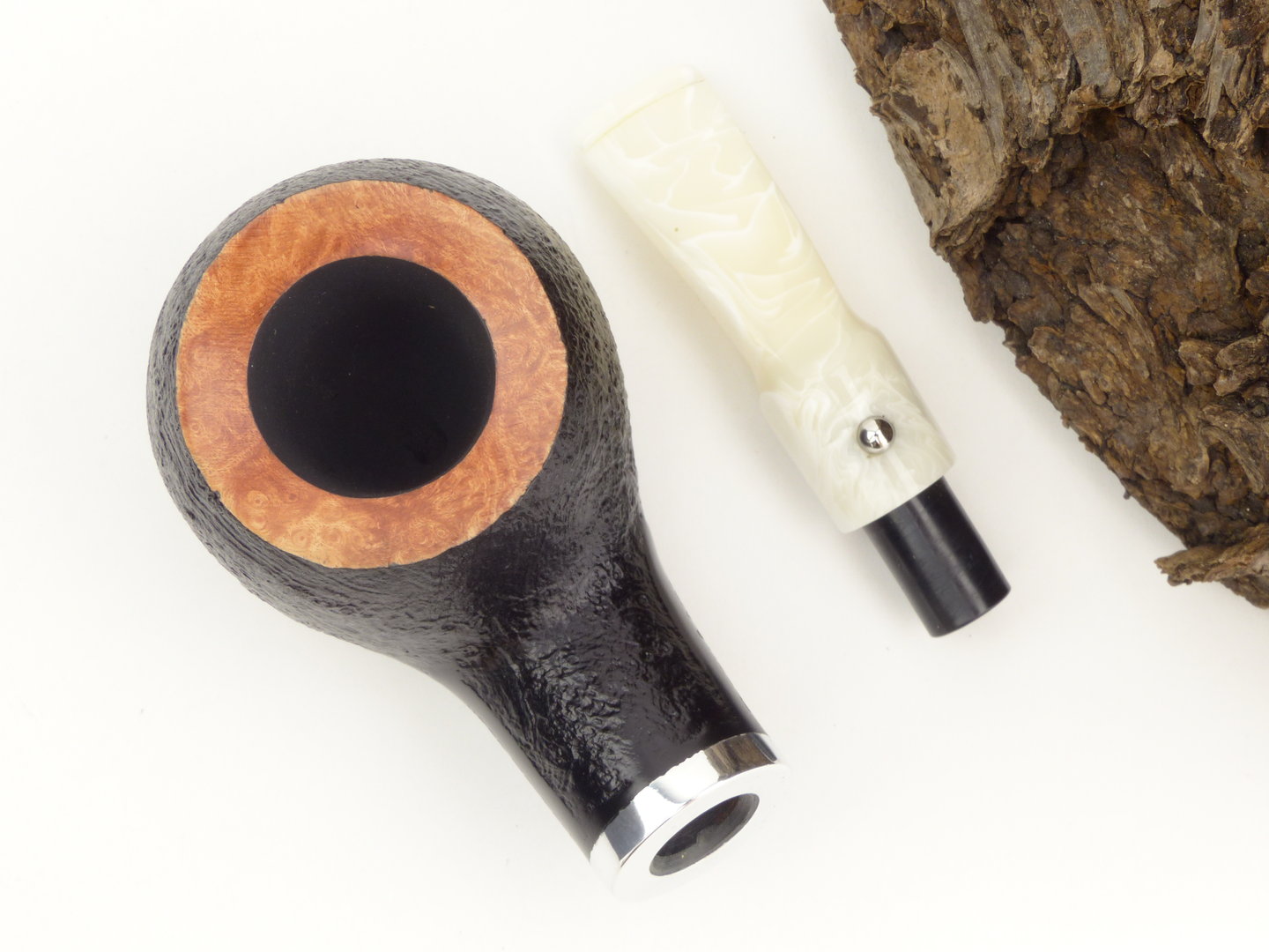 white_elephant_ebony_ivory_sand_2_9