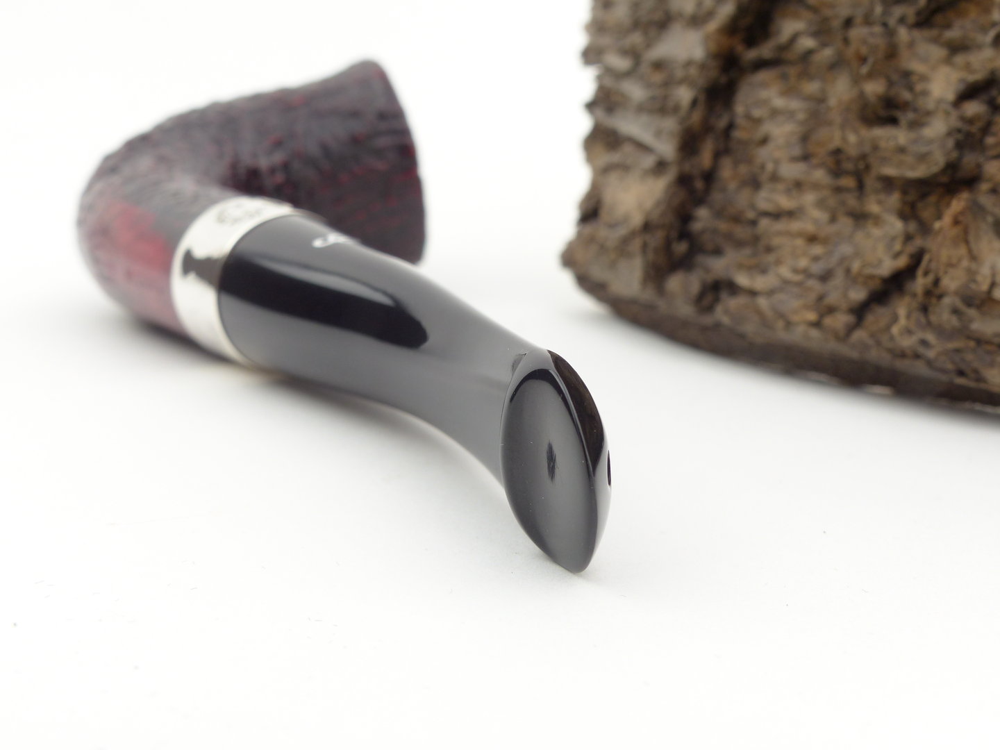 peterson_sherlock_holmes_mycroft_sand_lip_4