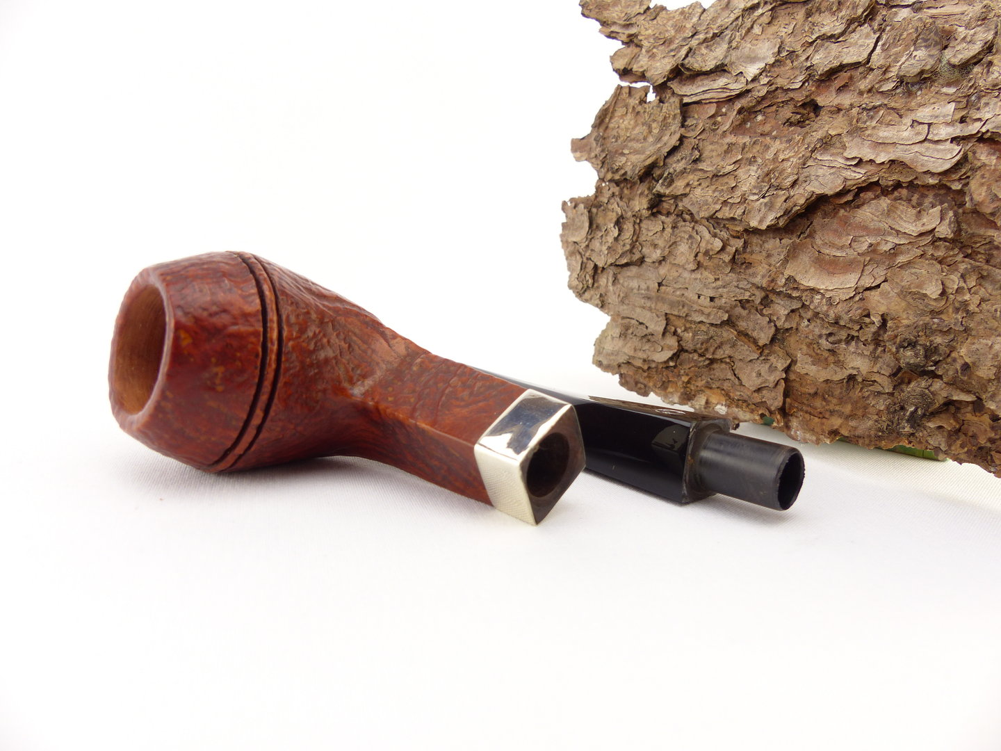 rattrays_bulls_dogs_sand_41_17