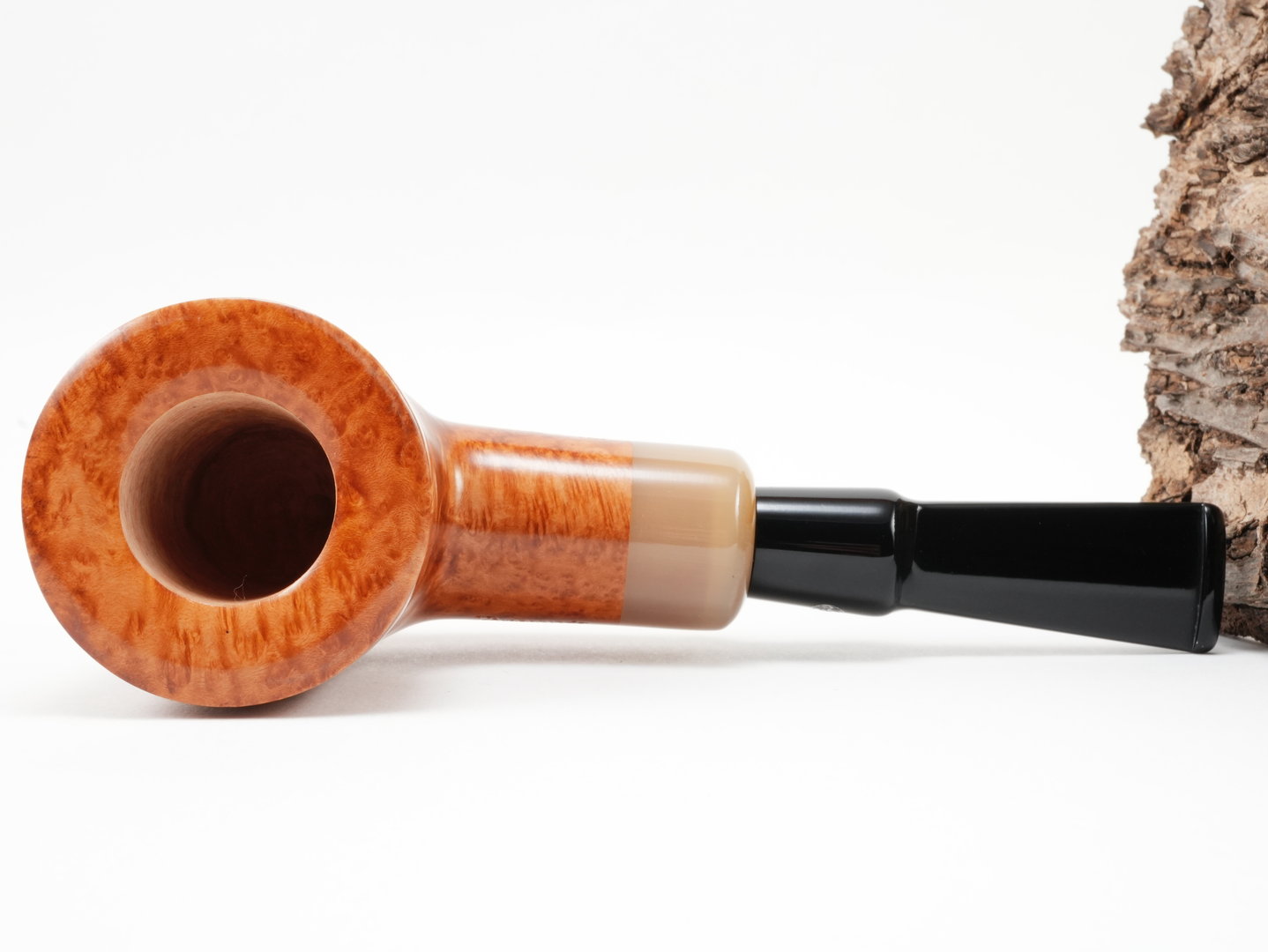 rattrays_the_bull_light_143_6