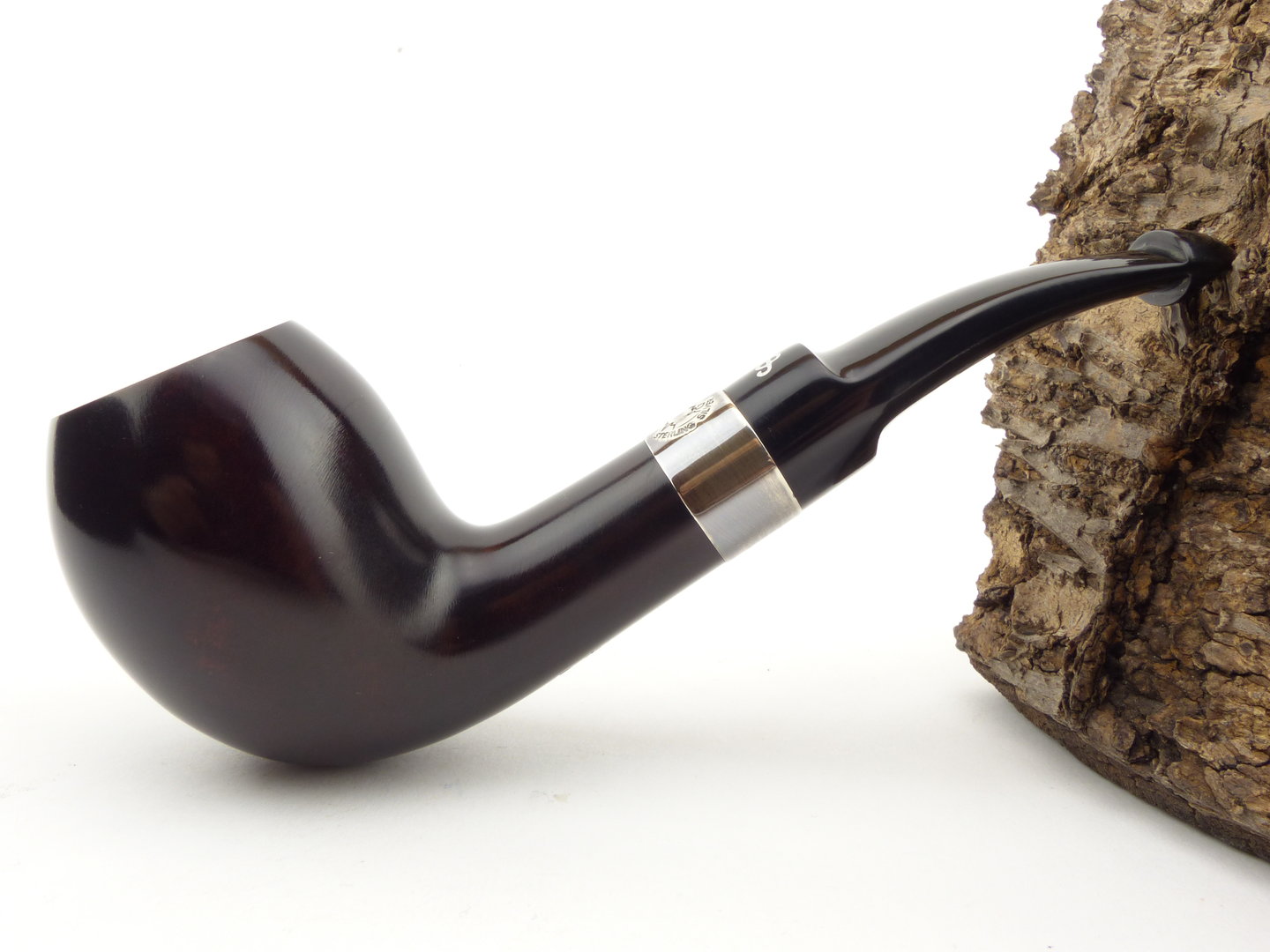peterson_sherlock_holmes_strand_heritage_lip_2