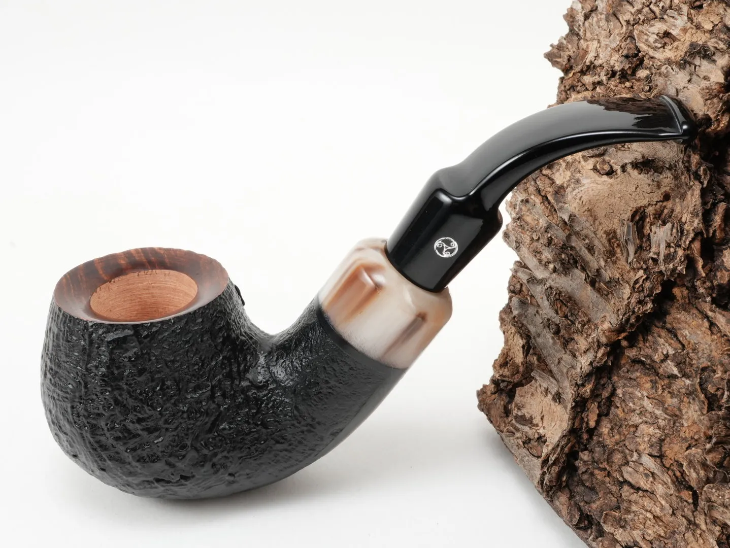 Rattray's The Bull Pfeife sand braun top 146