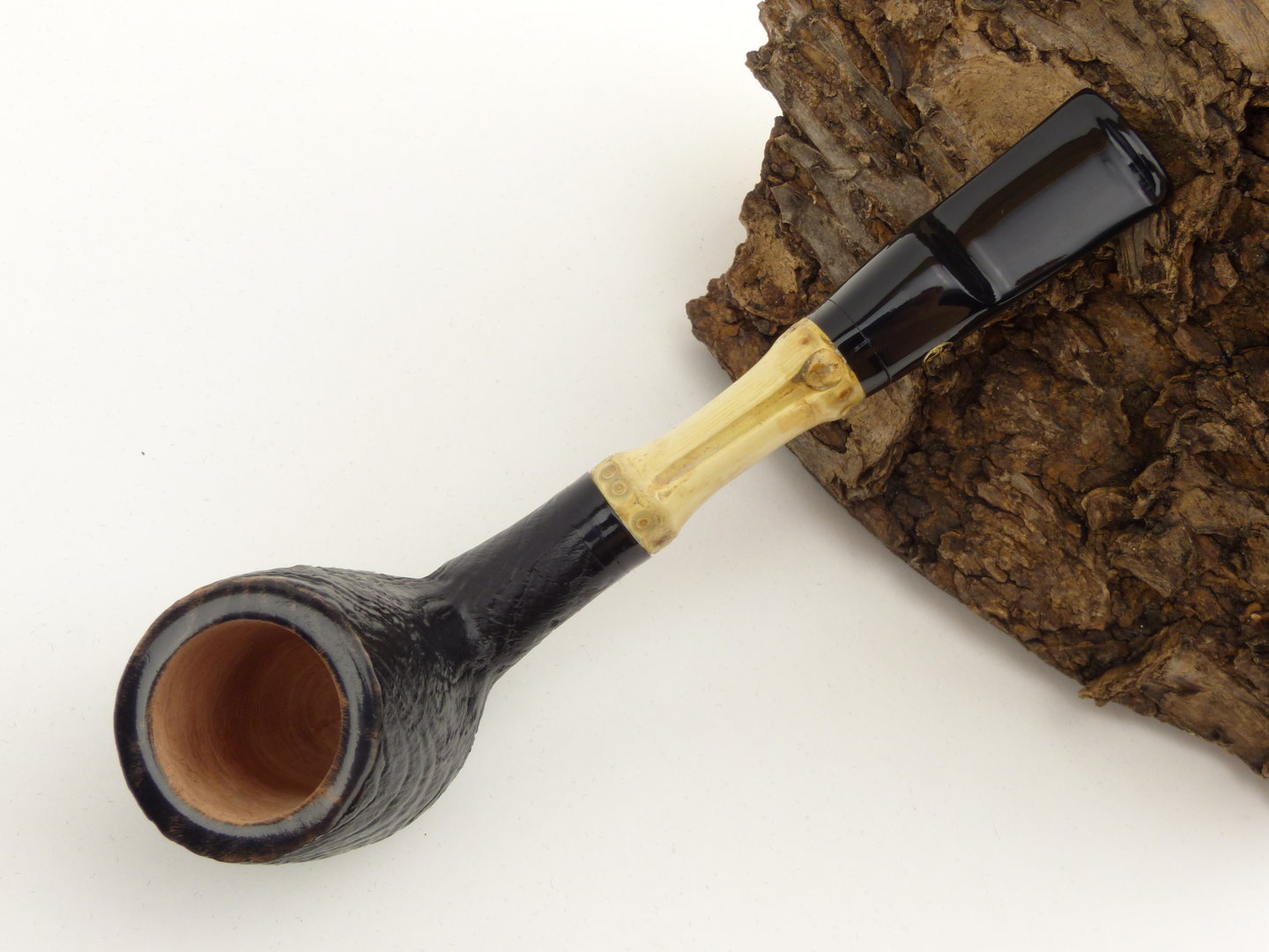 rattrays_bamboo_billiard_sand_black_3