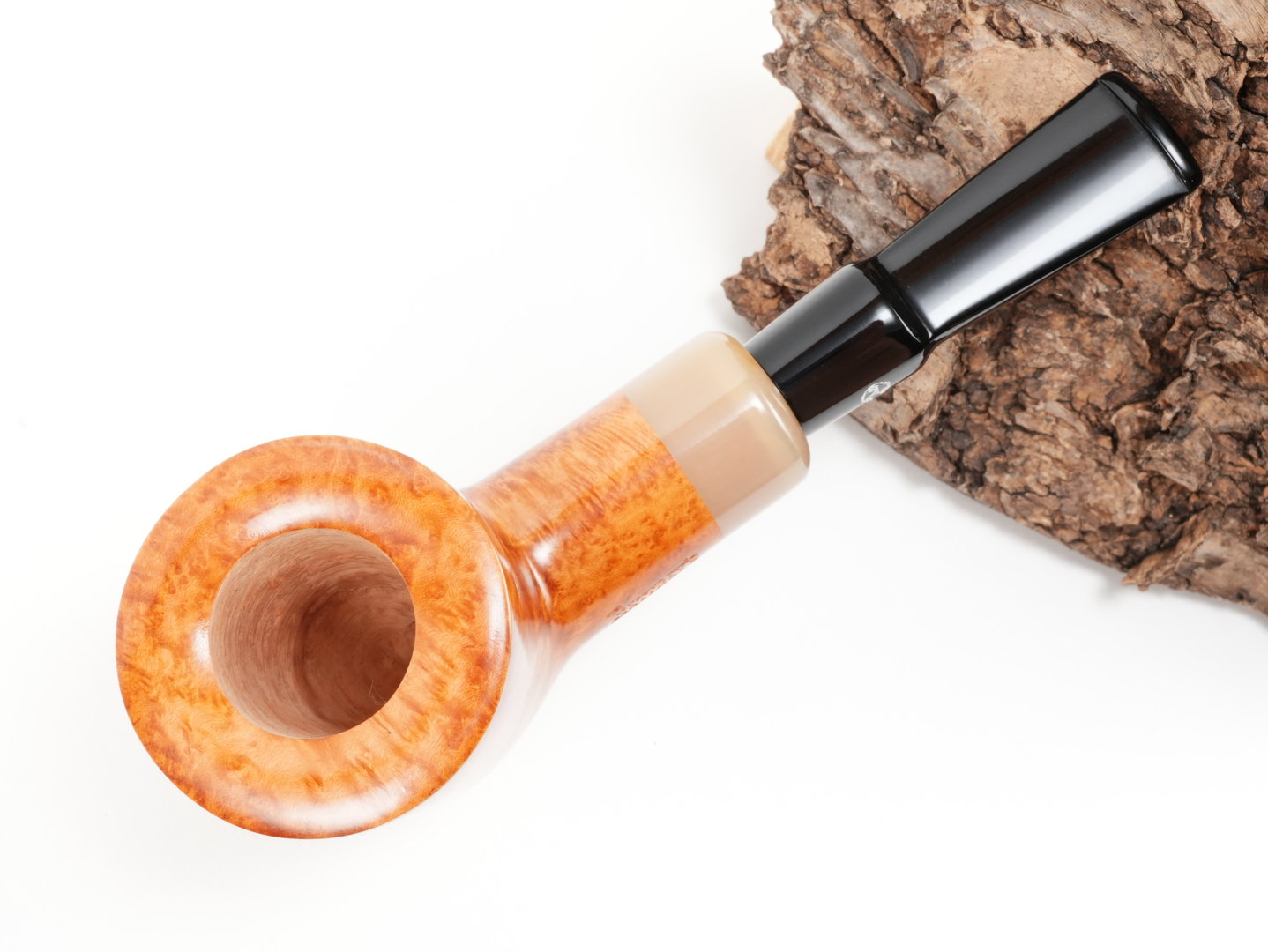 rattrays_the_bull_light_143_3