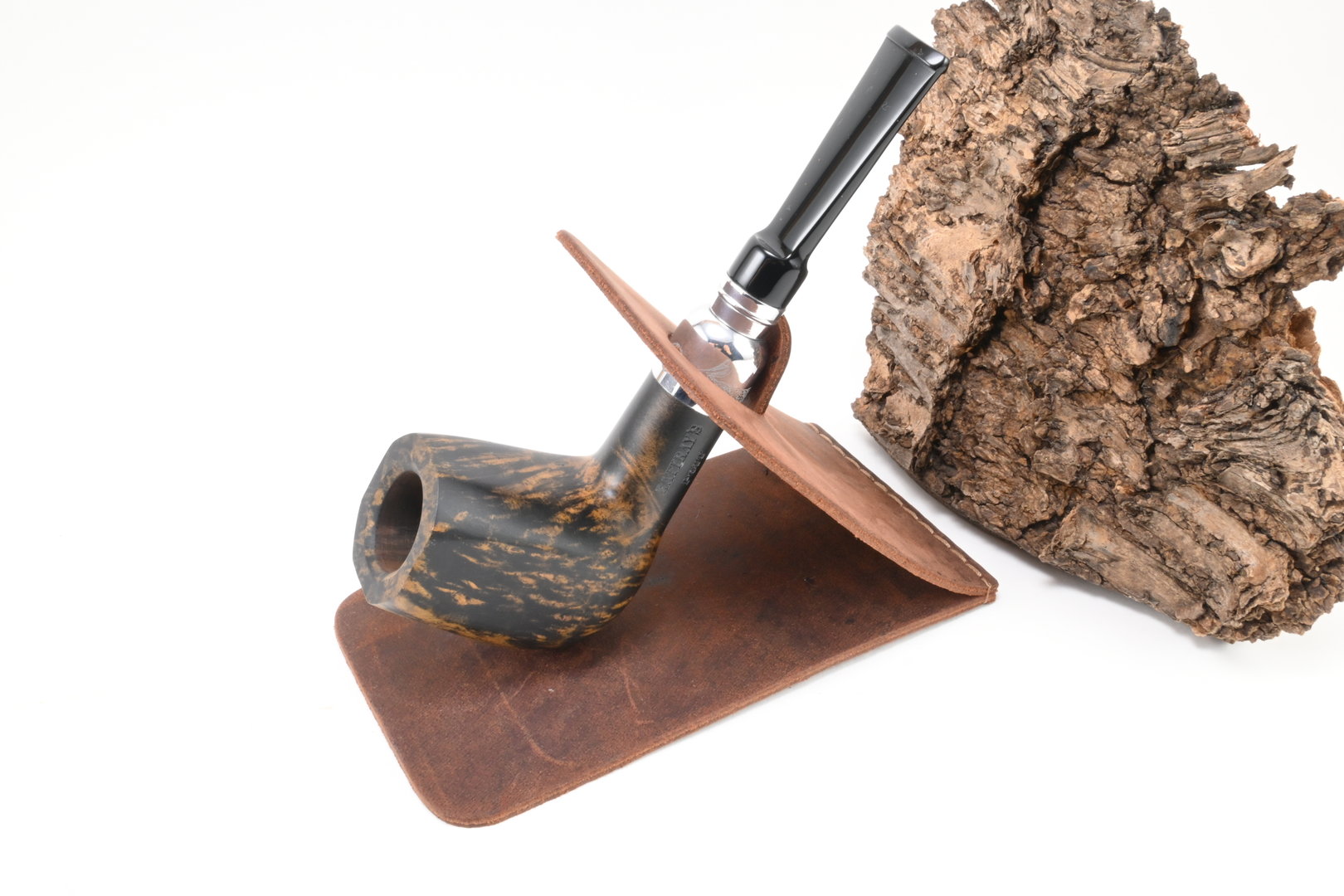 pfeifenstaender_bueffel_leder_553261_2