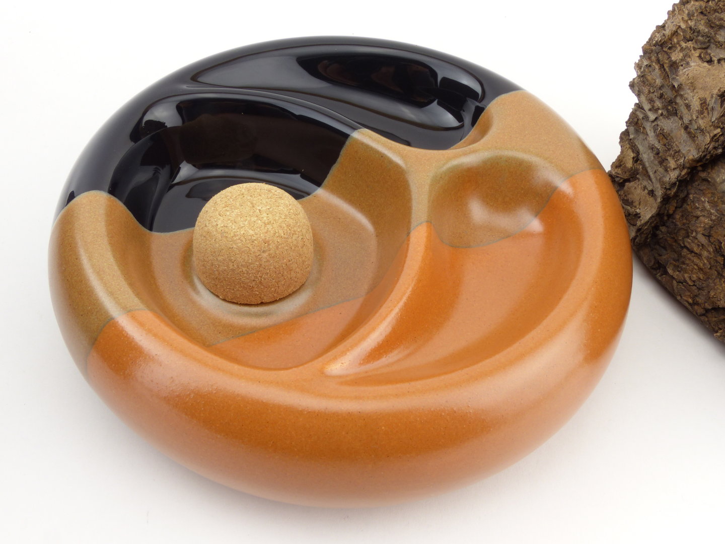 pfeifenaschenbecher_rund_tricolor_schwarz_braun_1