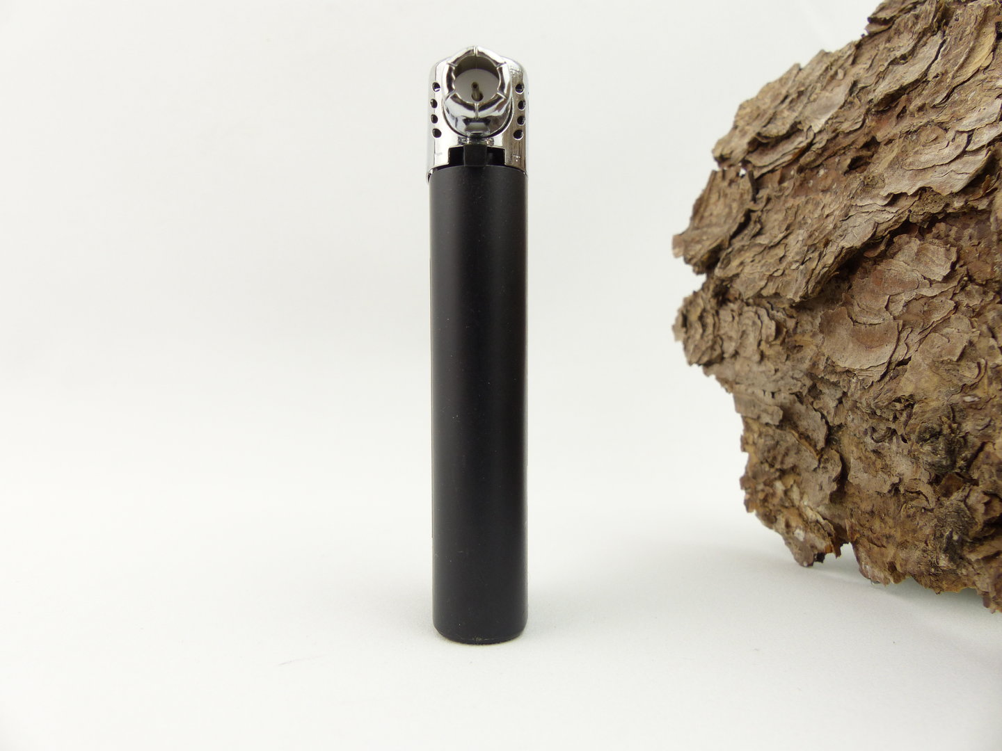 cool_pfeifenfeuerzeug_schwarz_2