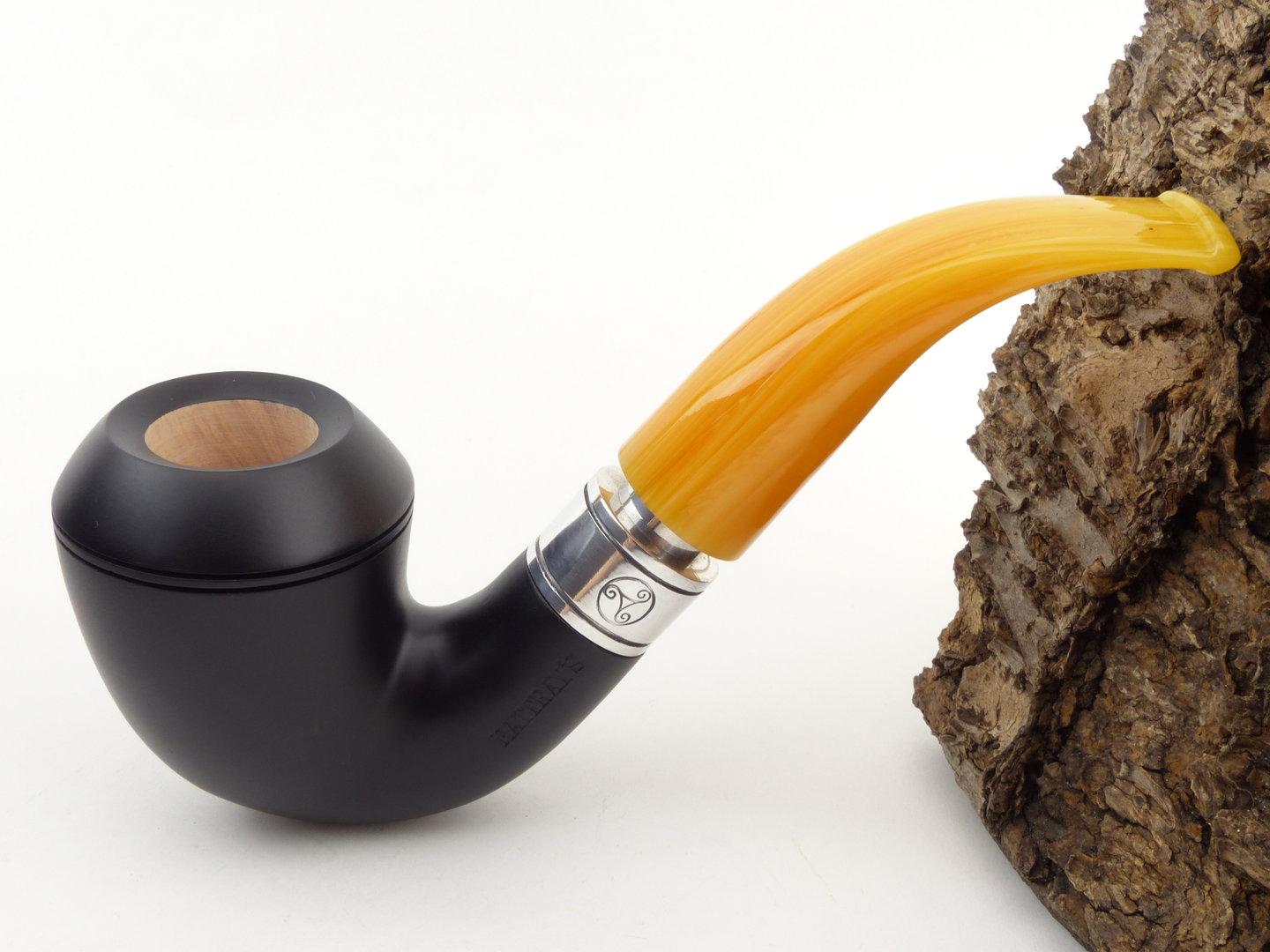 rattrays_monarch_15_black_1