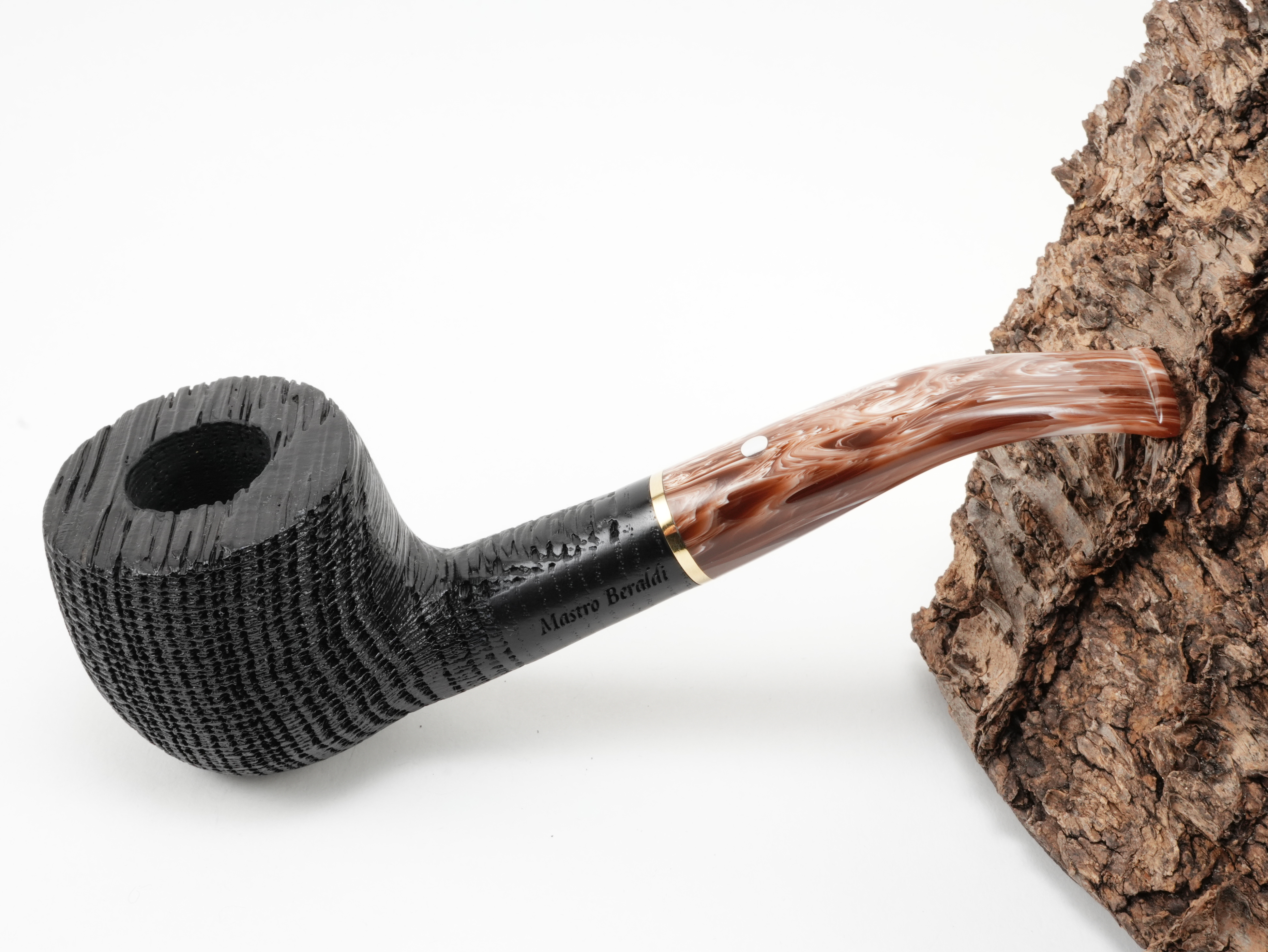 Mastro Beraldi Pfeife Mooreiche #113