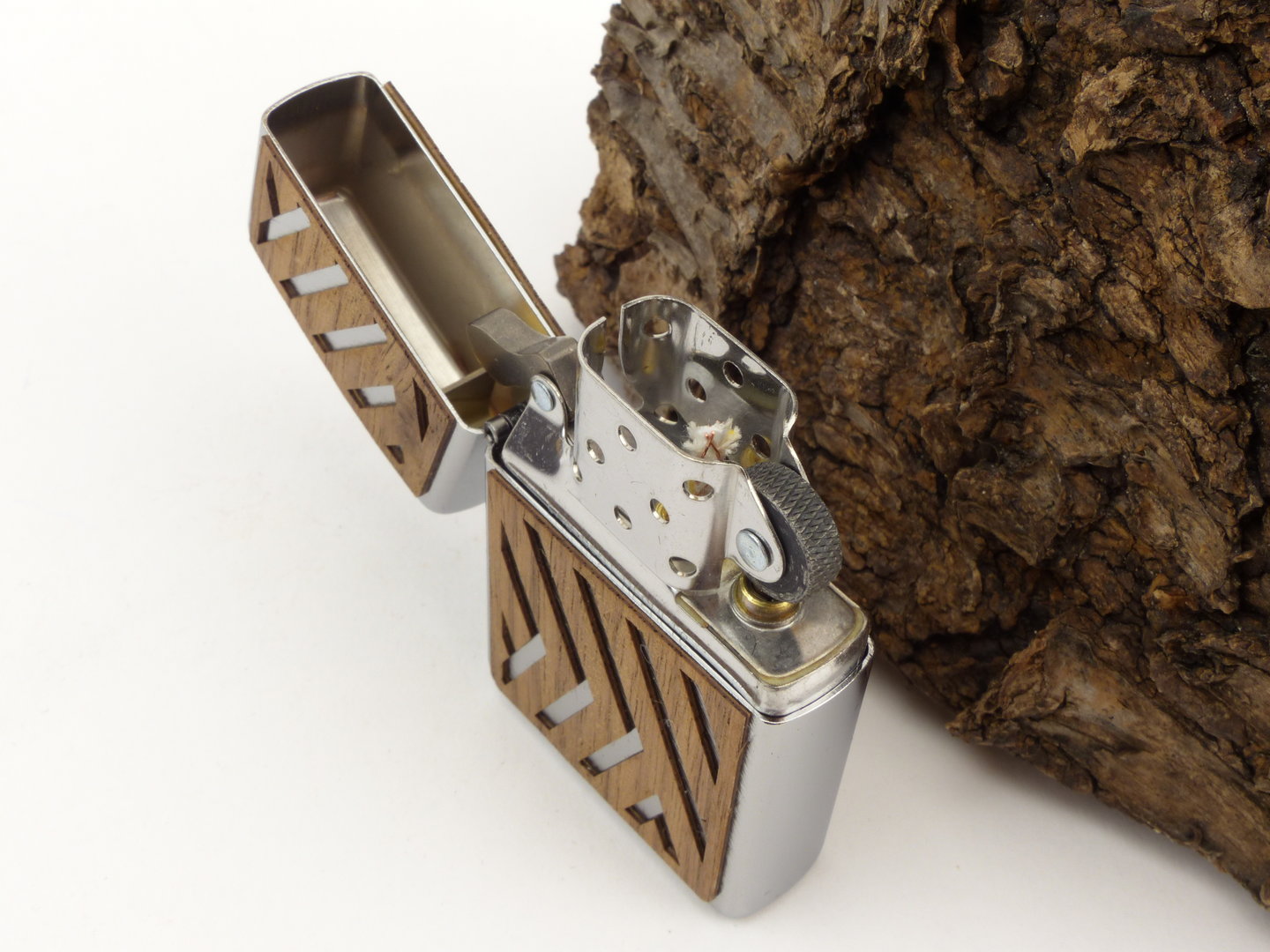zippo_feuerzeug_woodchuck_herringbone_60004582_7