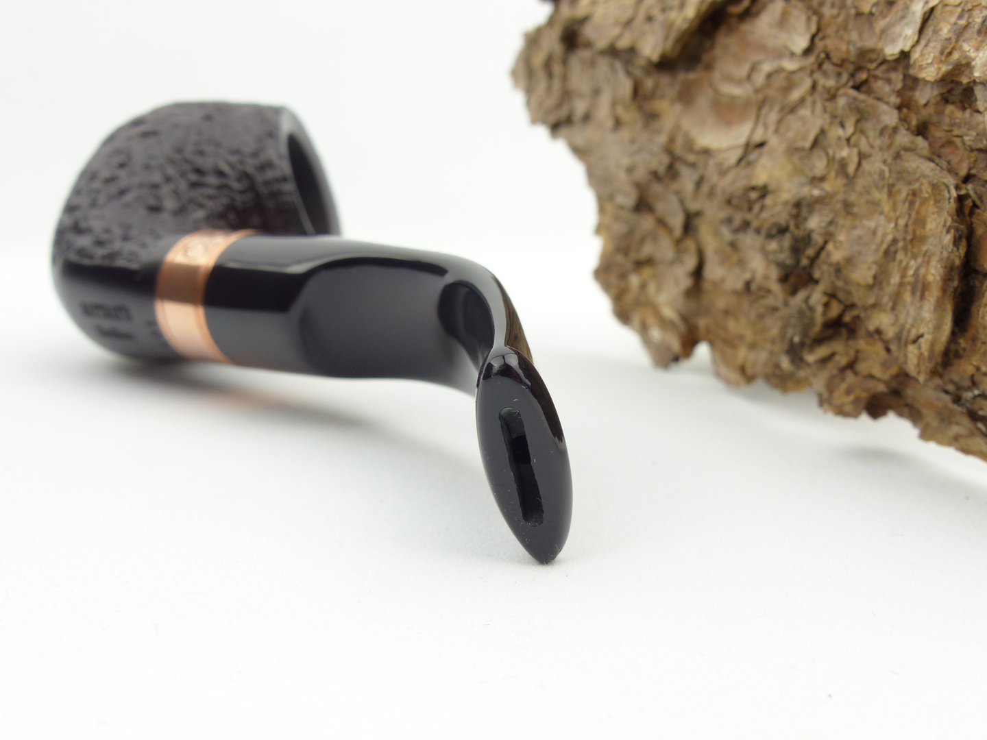 rattrays_distillery_107_sand_schwarz_4_2