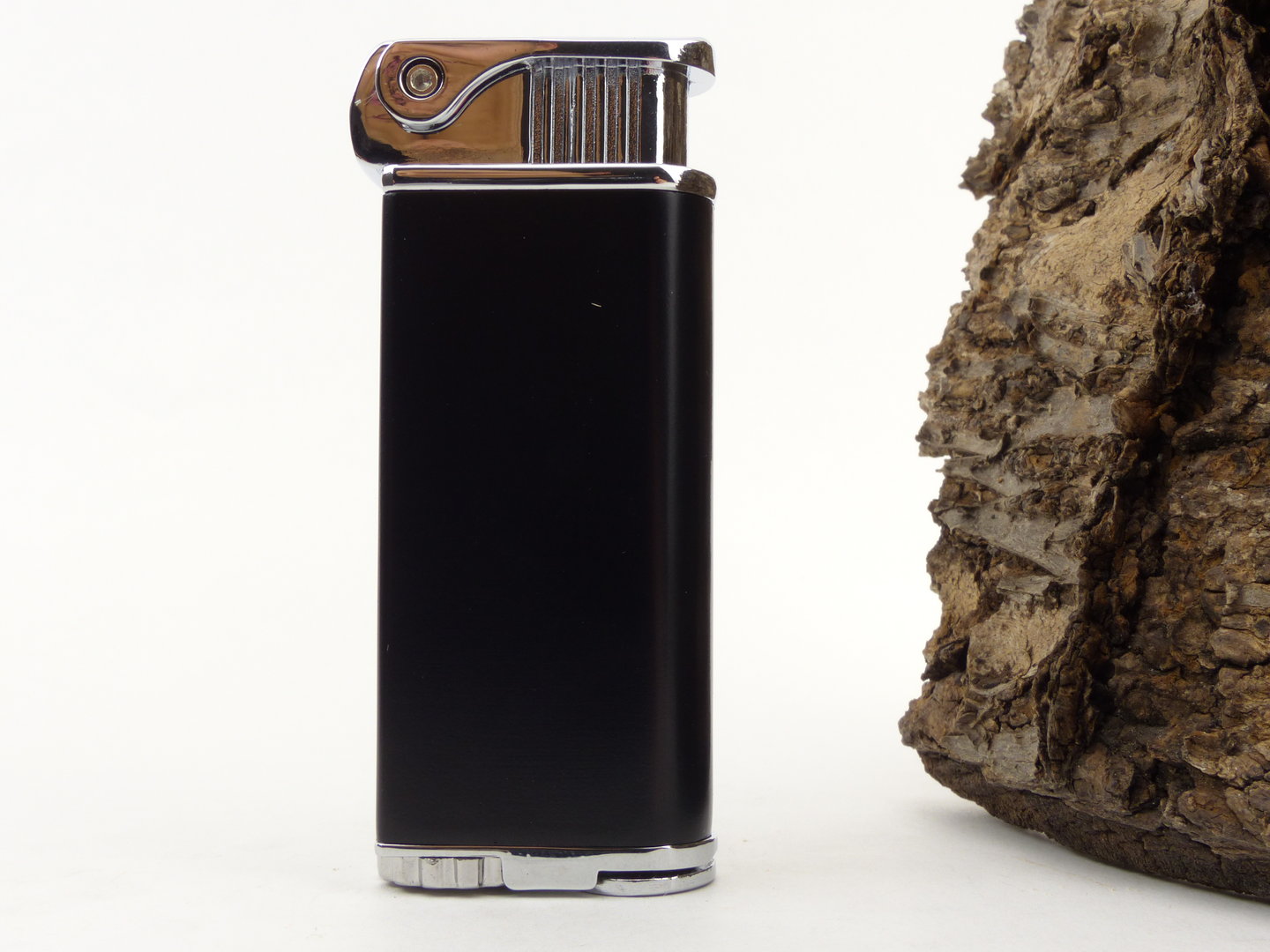 cool_pfeifenfeuerzeug_schwarz_224806_1