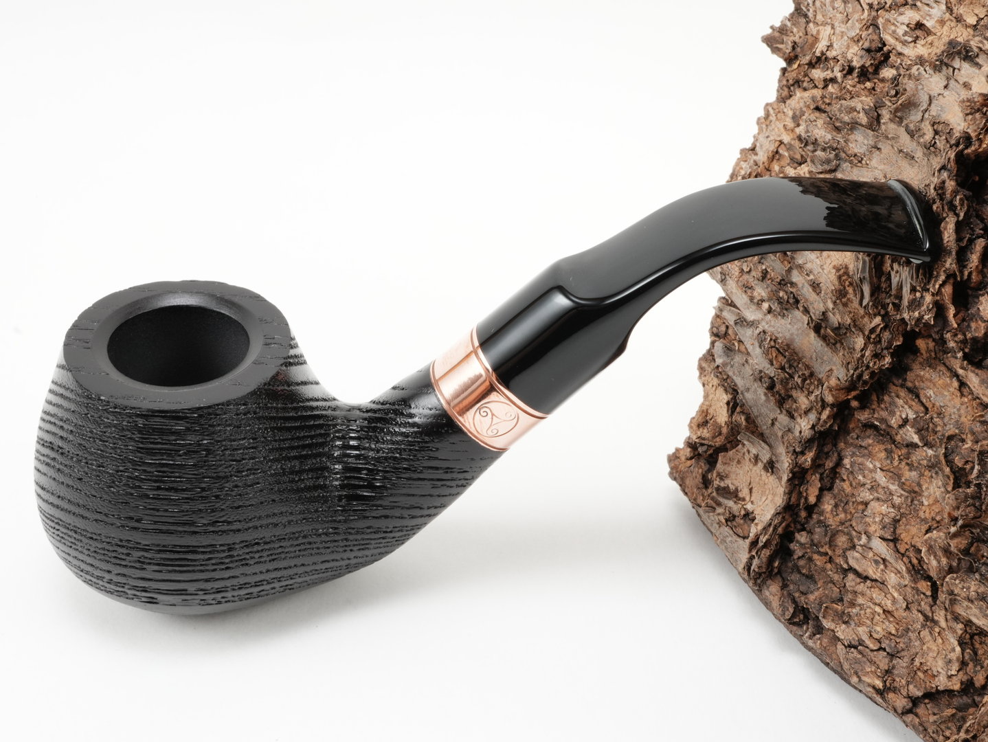 rattrays_distillery_107_G_black_1_1